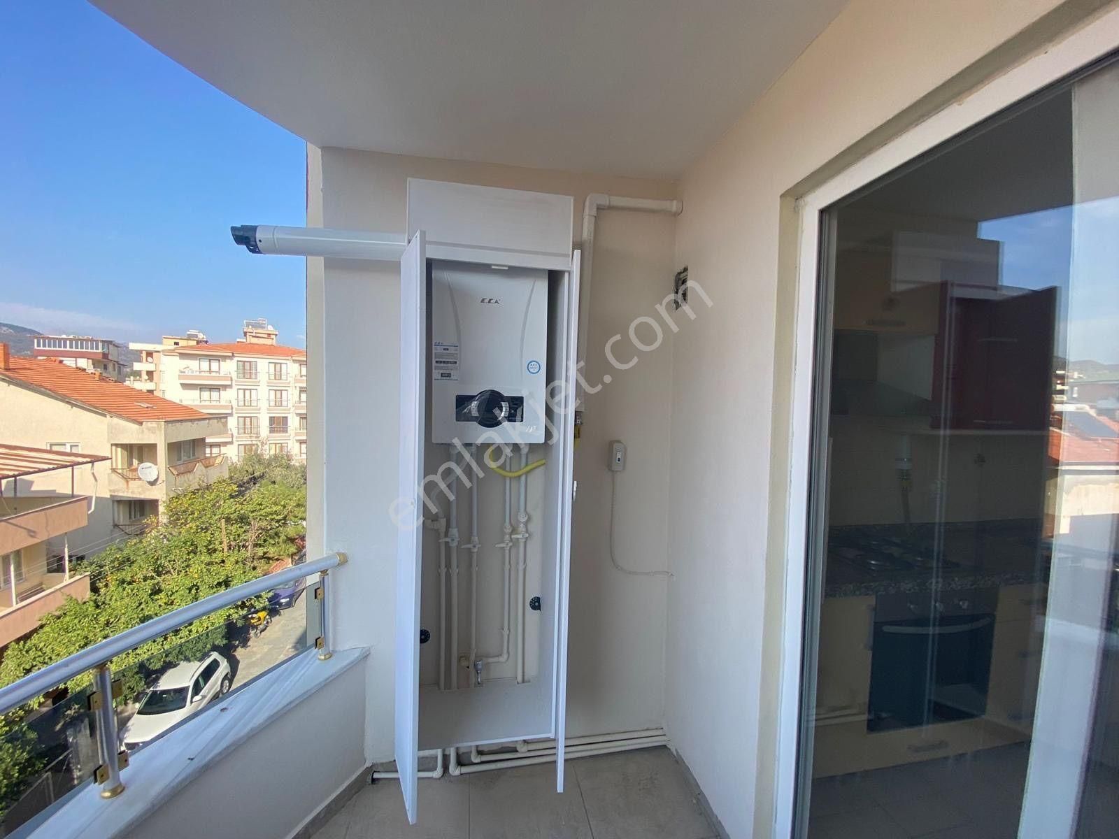 ▀mera Emlak'tan Cennetayağı Mh. Ayrı Mutfak Ara Kat 3+1 Daire - Görsel 30