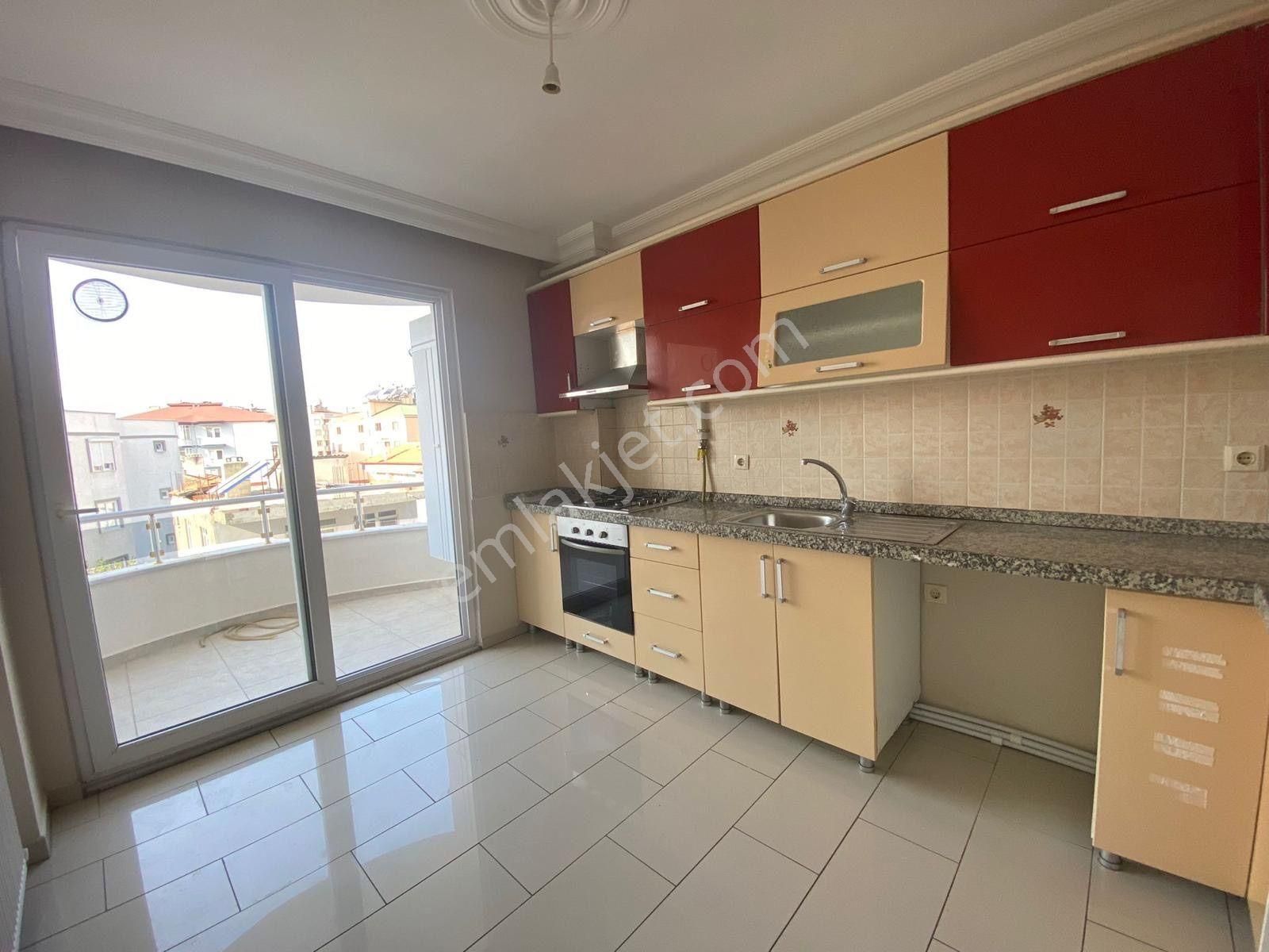 ▀mera Emlak'tan Cennetayağı Mh. Ayrı Mutfak Ara Kat 3+1 Daire - Görsel 12