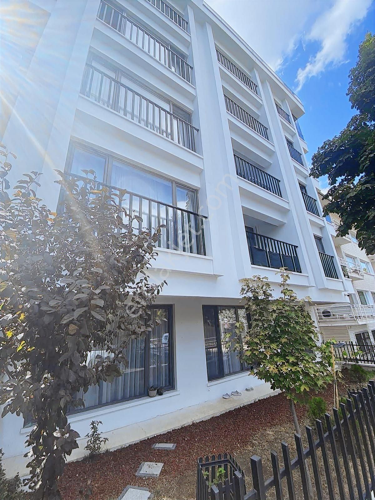 Ayrancı Paris Caddesi Alman Elçilik Yanı Yeni Bina Satılık 3+1