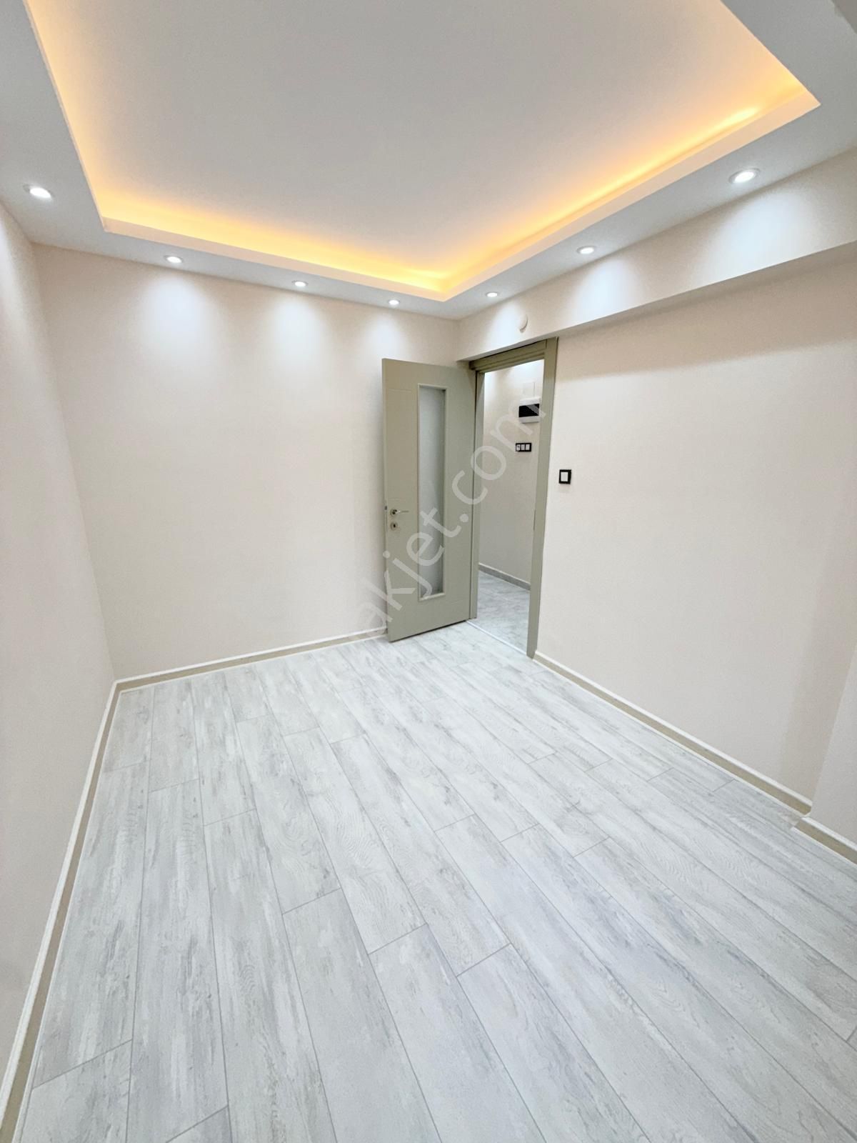 🏡mutlu Mahallesi 🏡 ✅2+1 100 M2 5 Katlının Zemin Katı ❇️full Tadilatlı Özelikli Bahçeli - Görsel 4