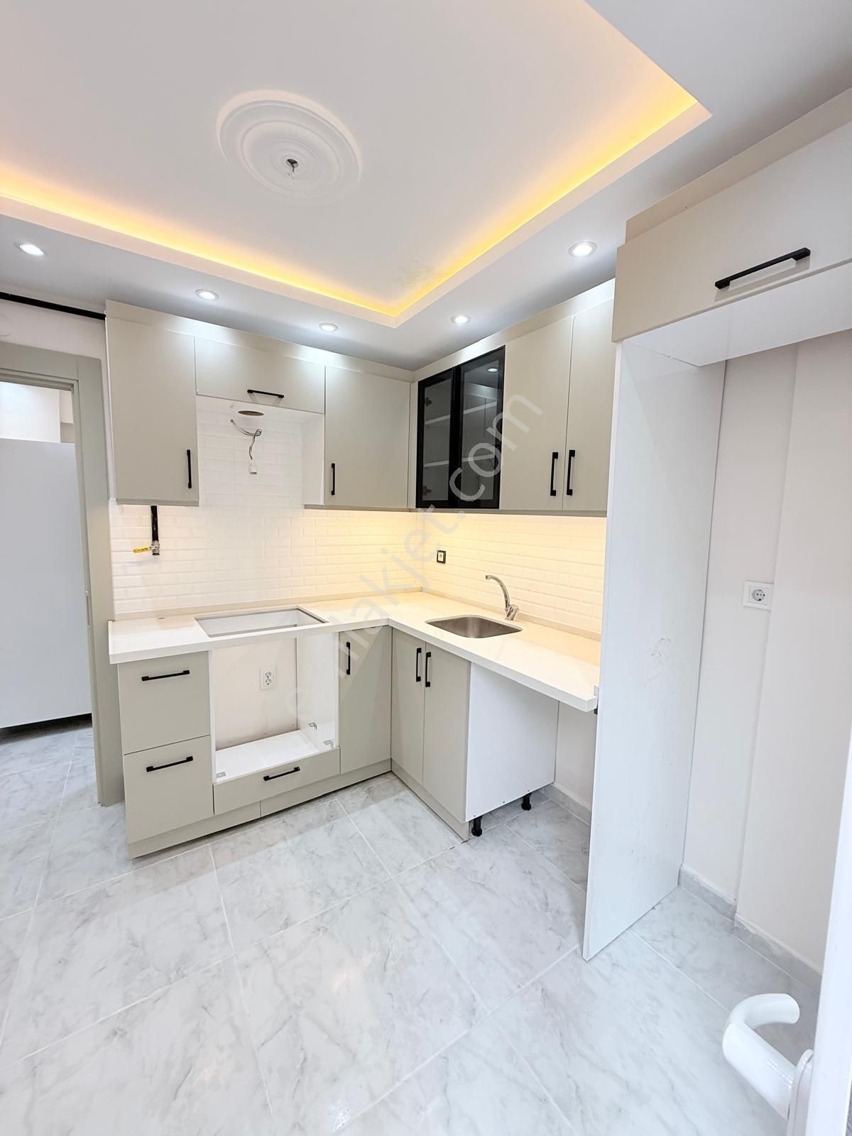 🏡mutlu Mahallesi 🏡 ✅2+1 100 M2 5 Katlının Zemin Katı ❇️full Tadilatlı Özelikli Bahçeli - Görsel 9