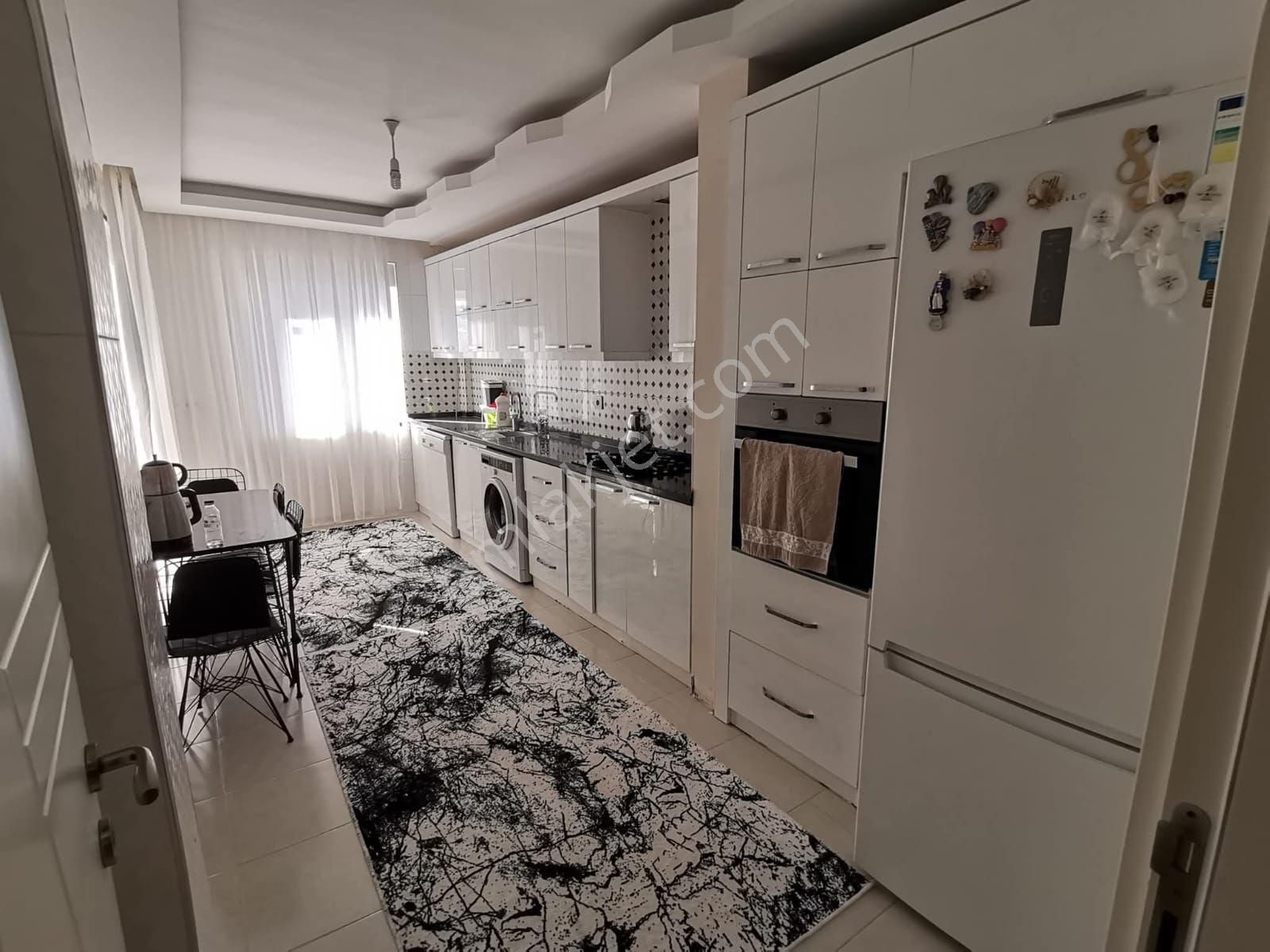 Devlet Hast. Yakını Havuzlu Site İçinde D.gazlı 3+1 - Görsel 3