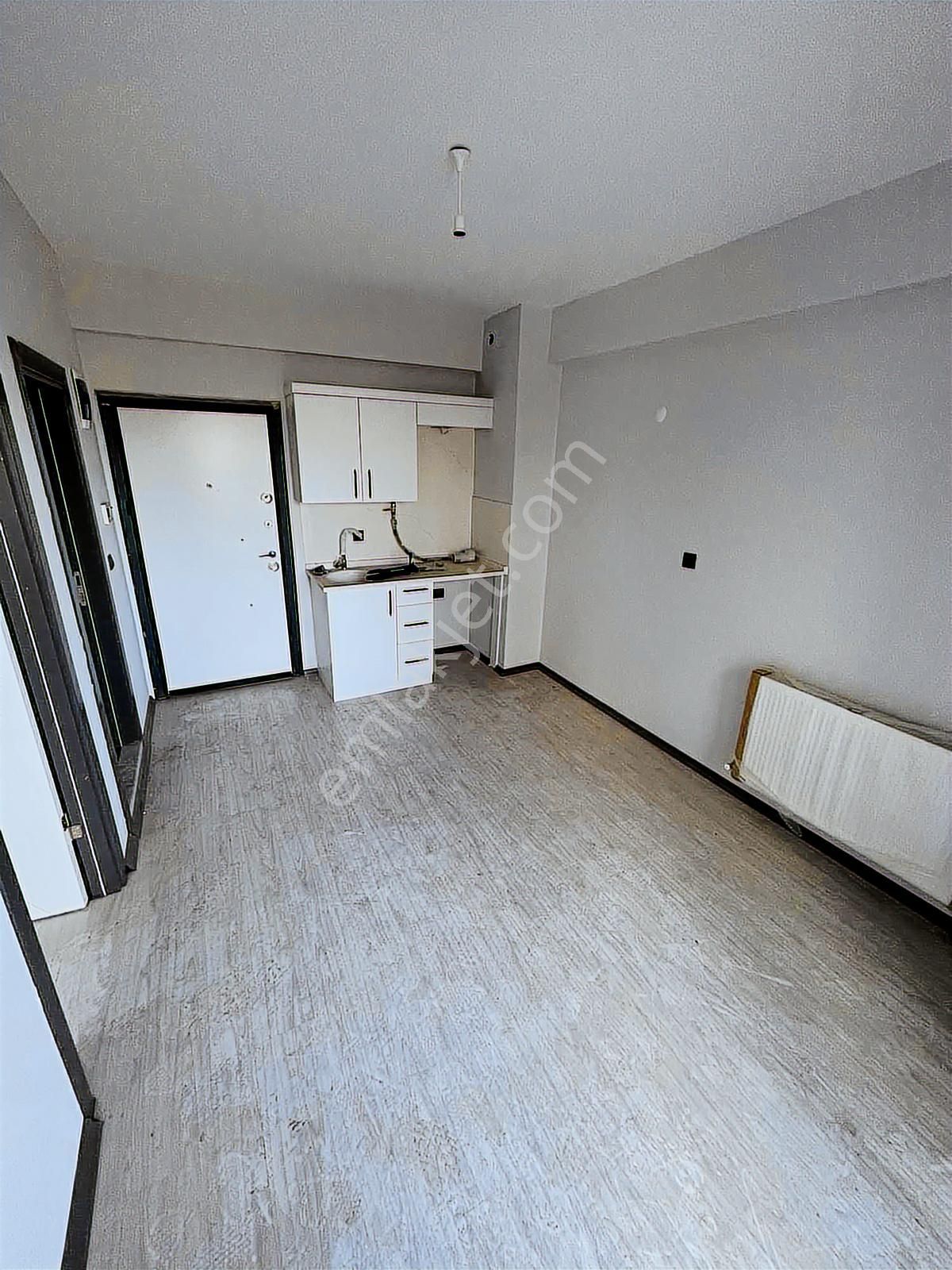 Namlı'dan Buca Kent Kulede 1+1 Kiralık Daire