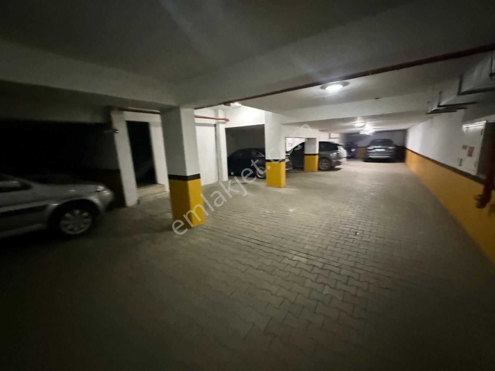 Sahrayıcedit Sakin Sokakta 3+1 Kiralık Daire - Görsel 27