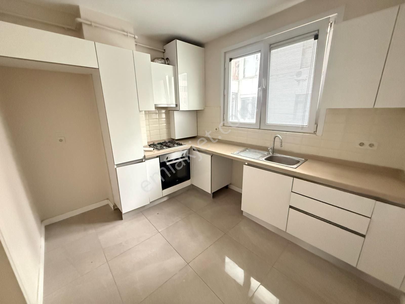 Sahrayıcedit Sakin Sokakta 3+1 Kiralık Daire - Görsel 8