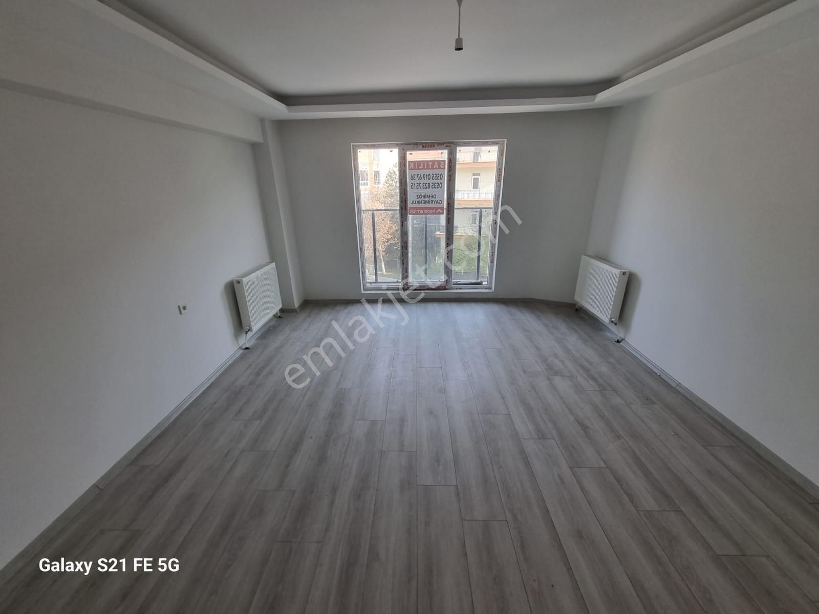 Demiröz'den Menderes'de Katta Çift Banyo Açık-kapalı Otoparklı 3+1 !! - Görsel 18