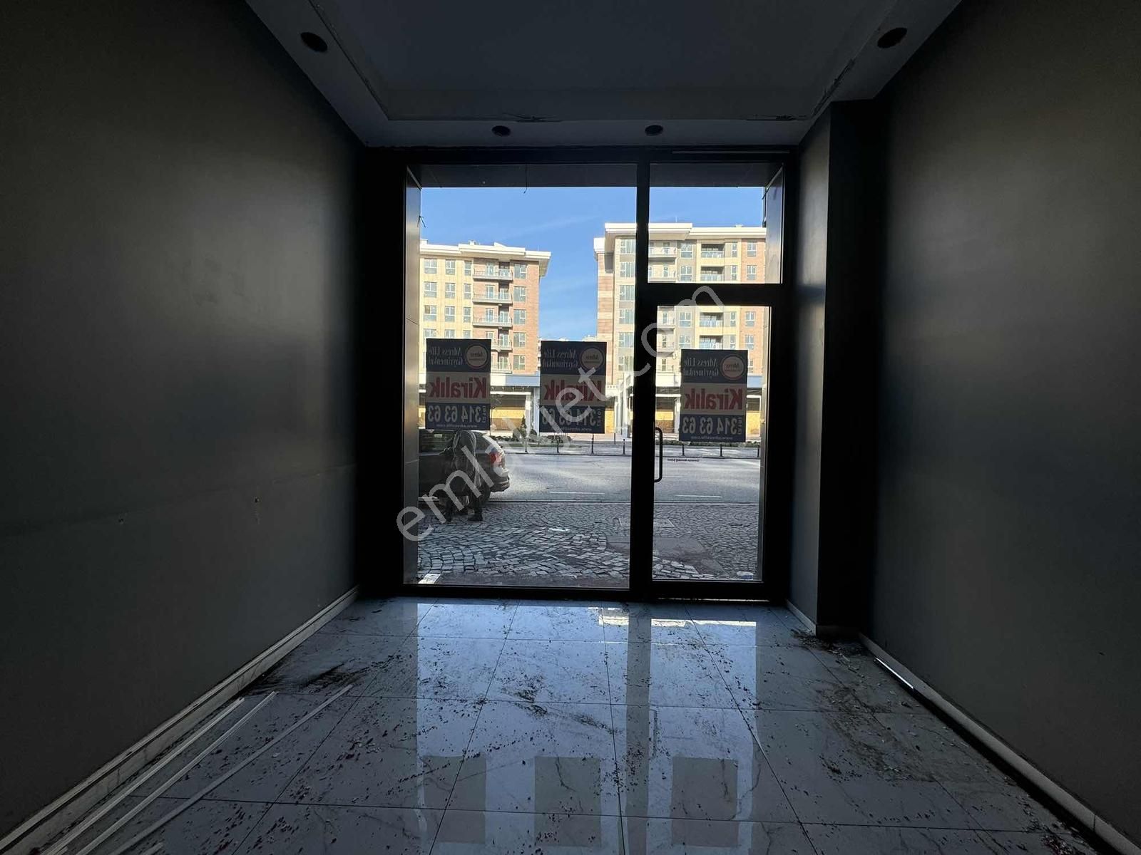 Ümraniye Alemdağ Cad.kurumsala Kiralık 40. M2 Kiralık Dükkan - Görsel 17