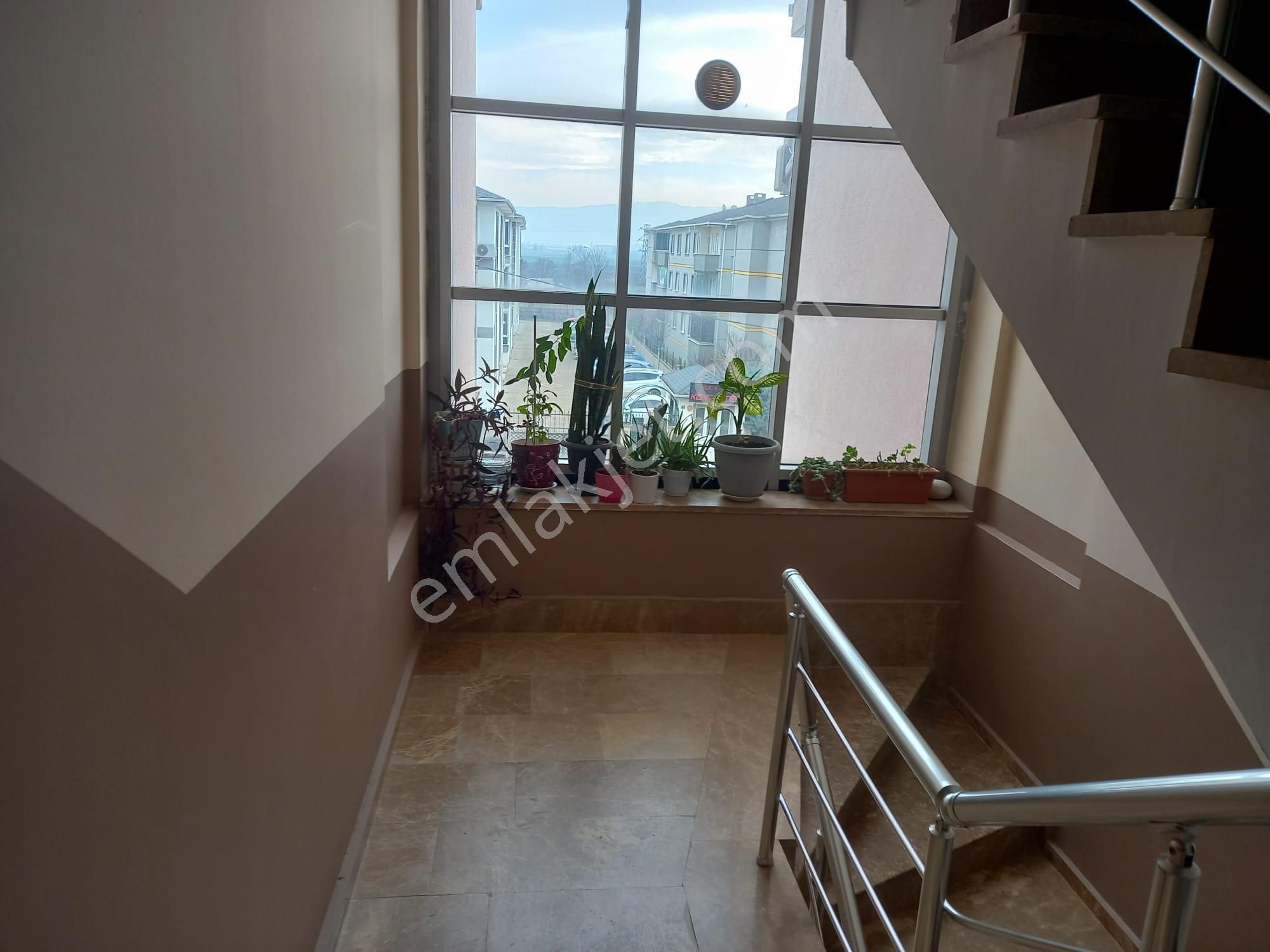 Roma' Dan Kozluca Yolunda Satılık Lüks Site İçi Daire - Görsel 29