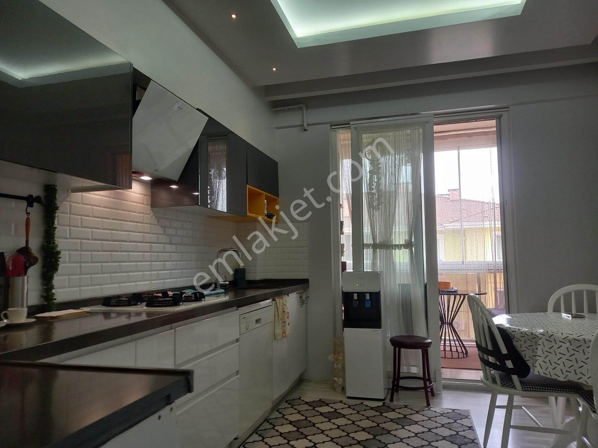 Roma' Dan Kozluca Yolunda Satılık Lüks Site İçi Daire - Görsel 19