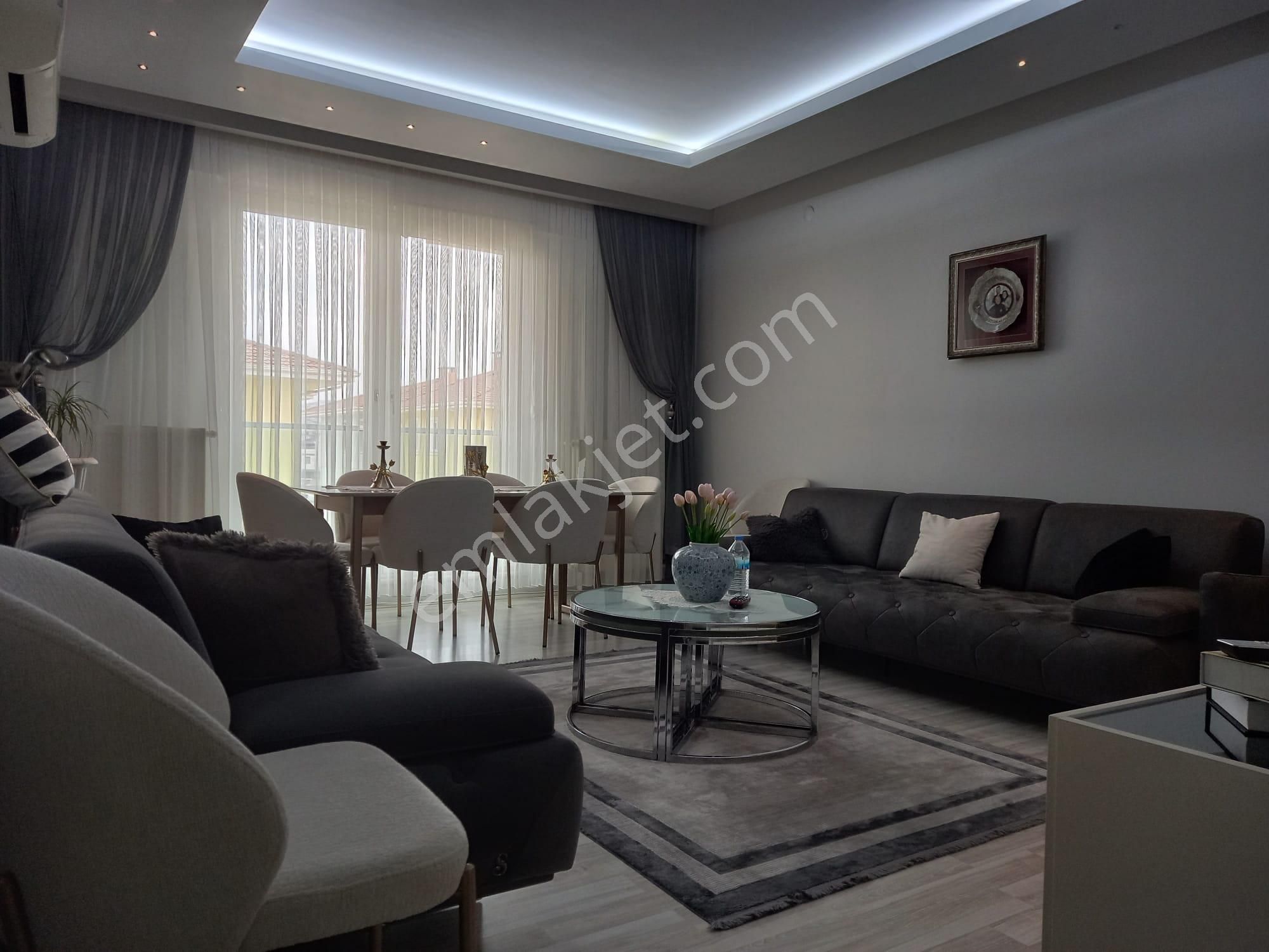 Roma' Dan Kozluca Yolunda Satılık Lüks Site İçi Daire - Görsel 13