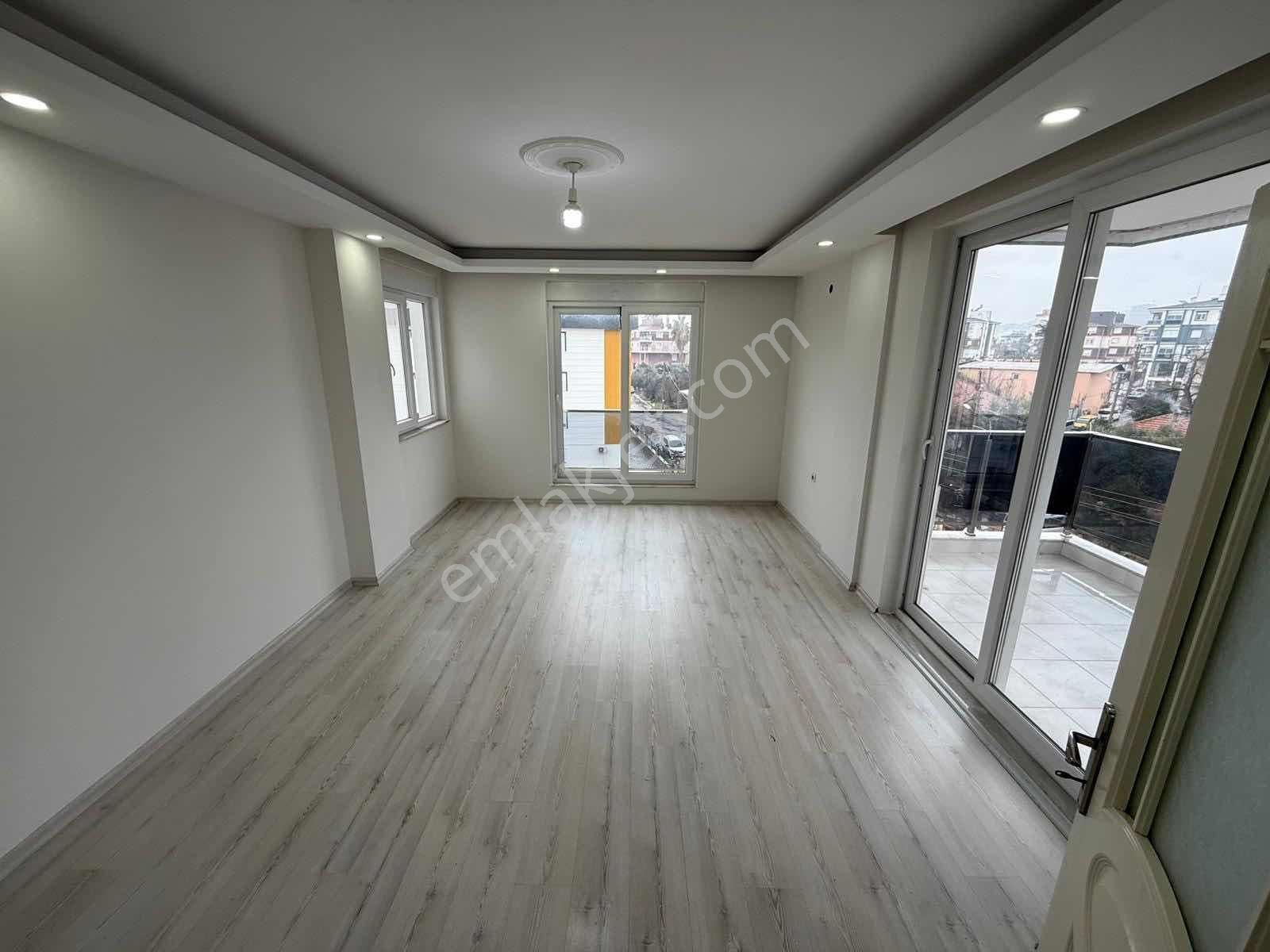 Kepez Sütçüler Mah Asansörlü Geniş Üstü Çatılı Daire - Görsel 3