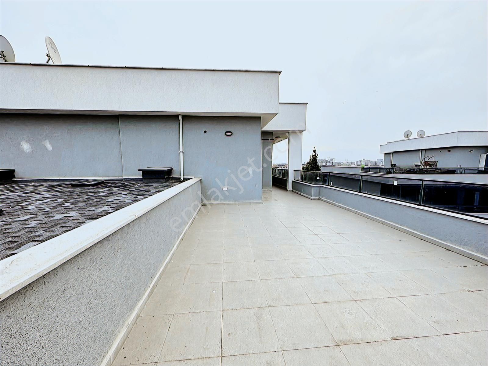 Modern Mimari 3+1 40 M² Teraslı Z Dubleks Yahya Kaptanda! - Görsel 32