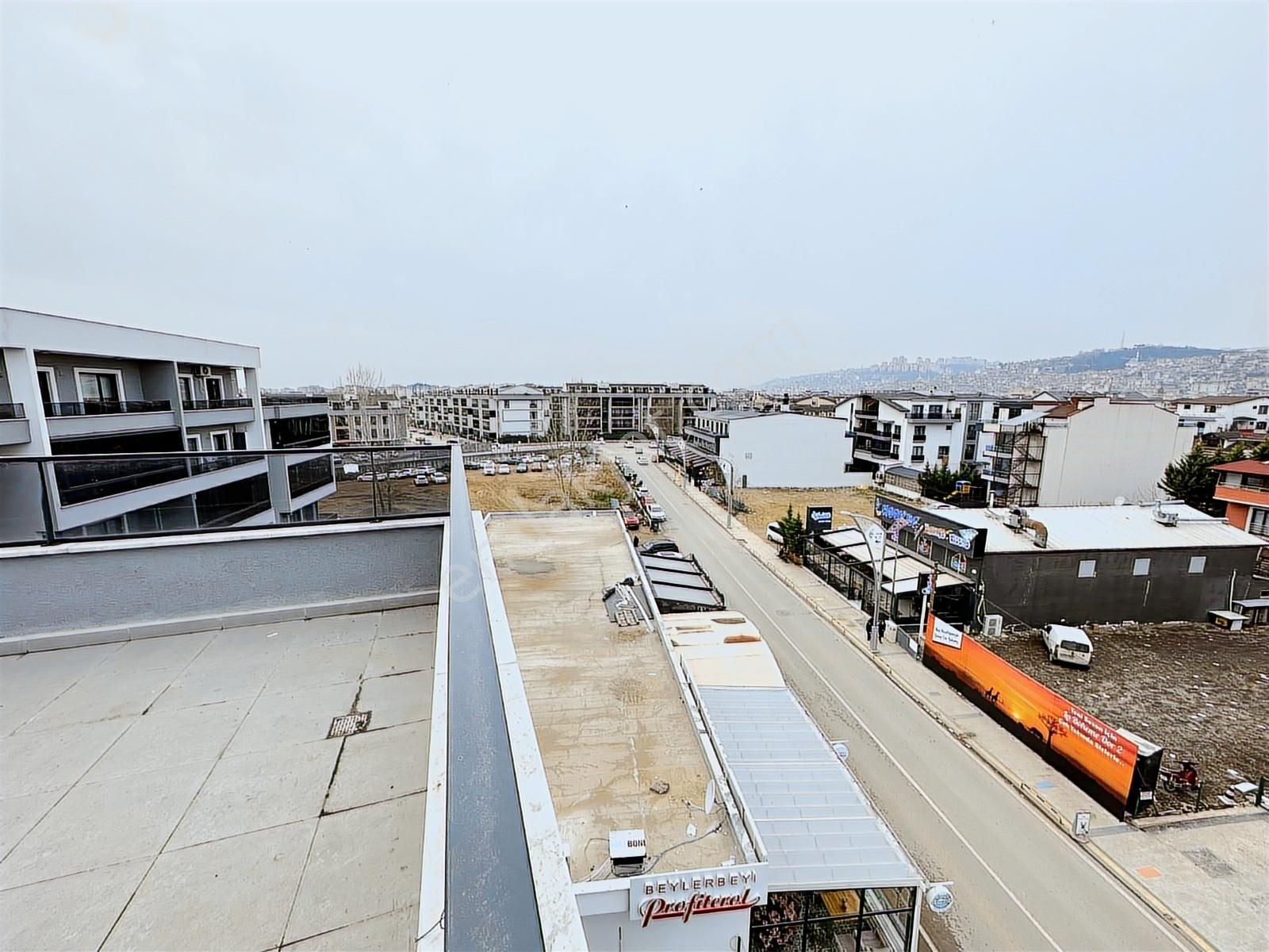 Modern Mimari 3+1 40 M² Teraslı Z Dubleks Yahya Kaptanda! - Görsel 28