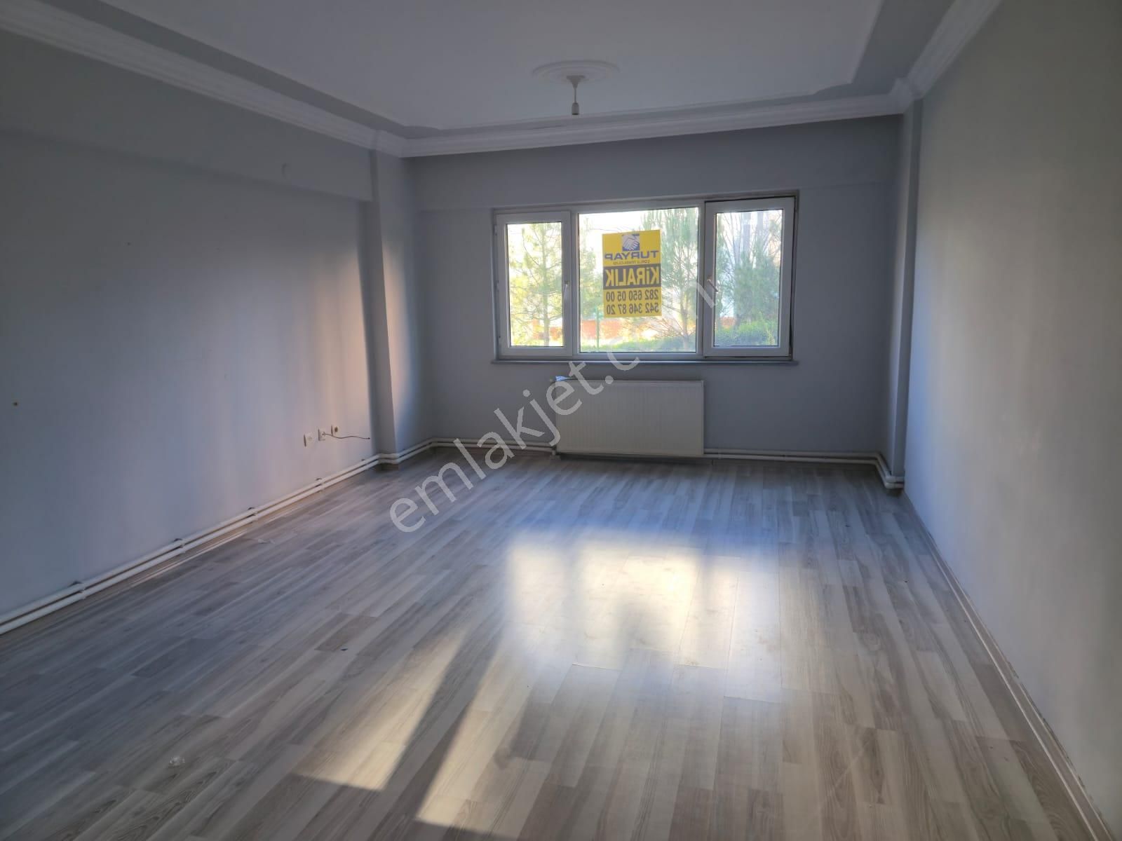 Belediye Konutlarında Temiz,geniş 3+1 Kiralık Daire - Görsel 5