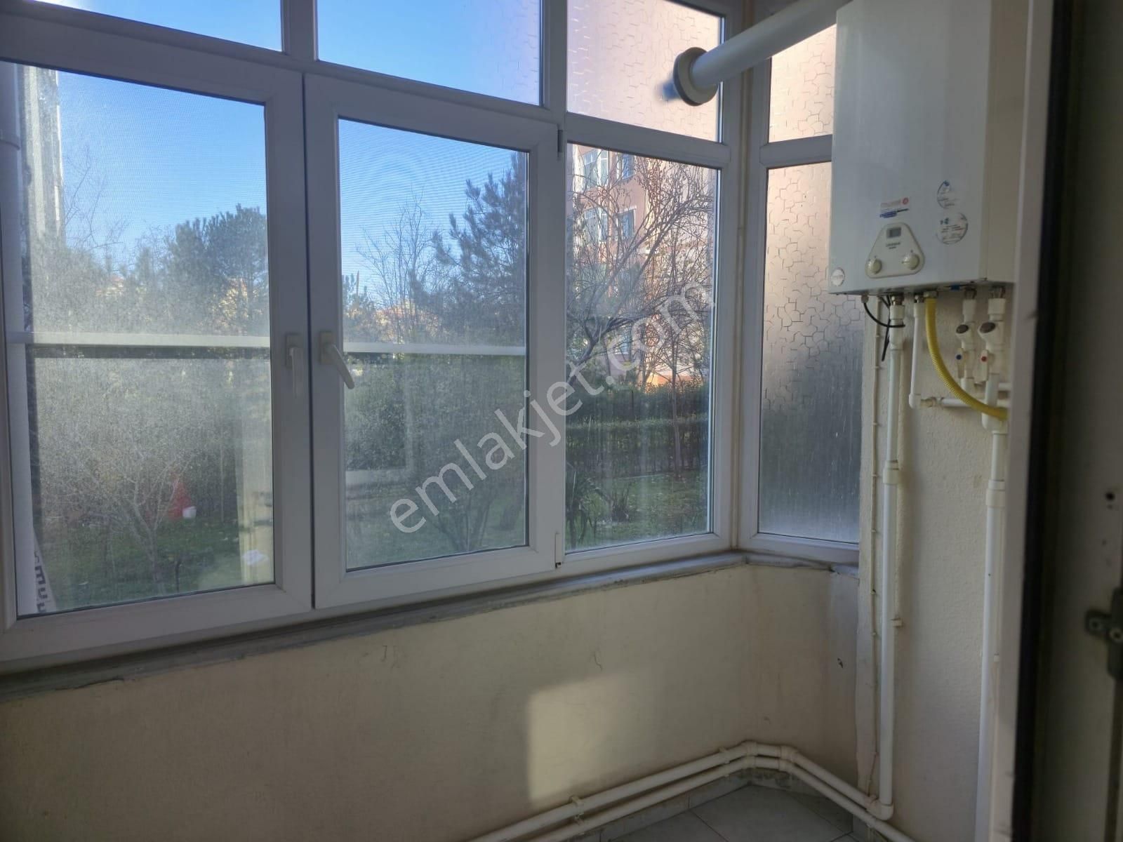 Belediye Konutlarında Temiz,geniş 3+1 Kiralık Daire - Görsel 6