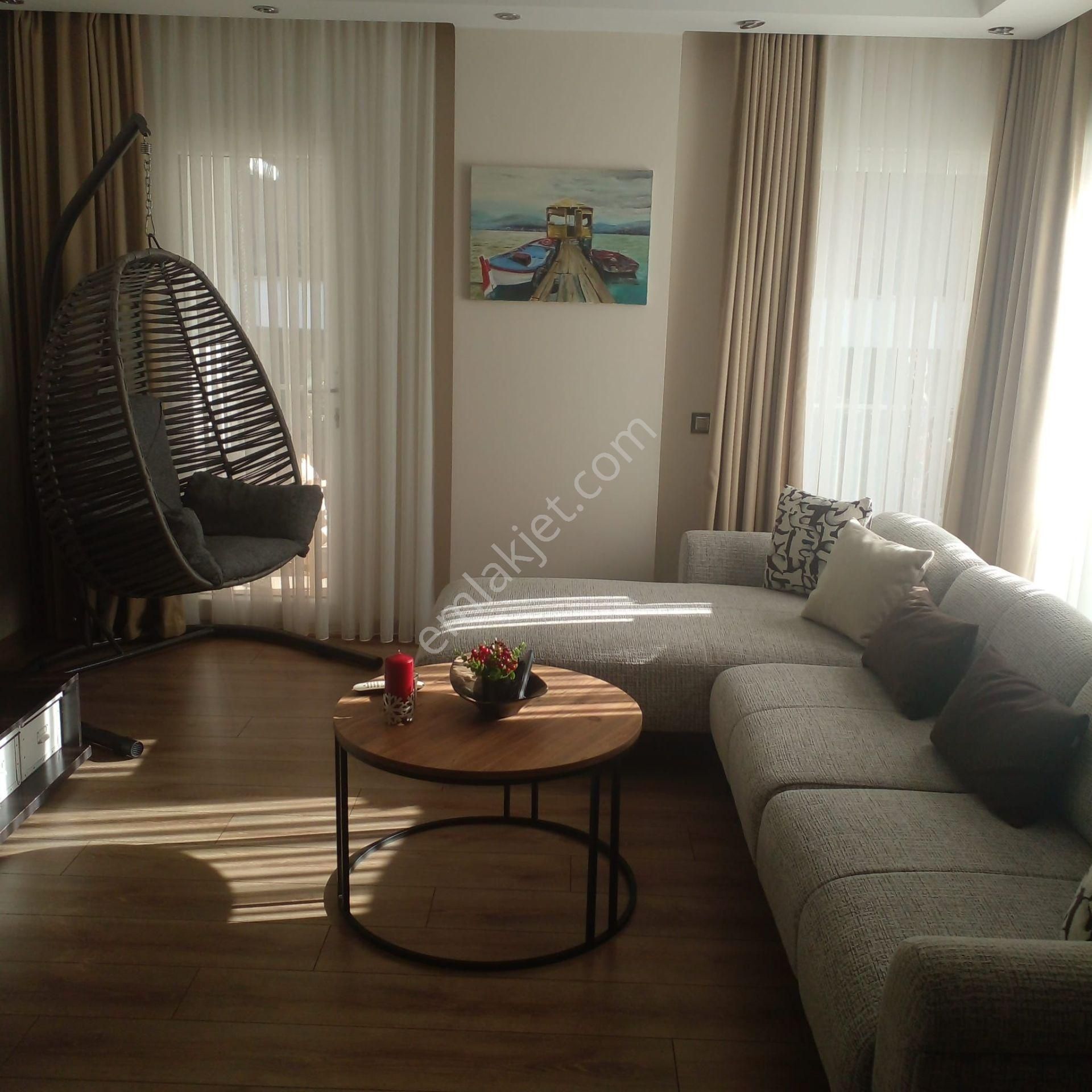 Uncalı 'da Yüzme Havuzlu , D.gazlı , Ebeveyn Banyolu Katta 2+1 - Görsel 23