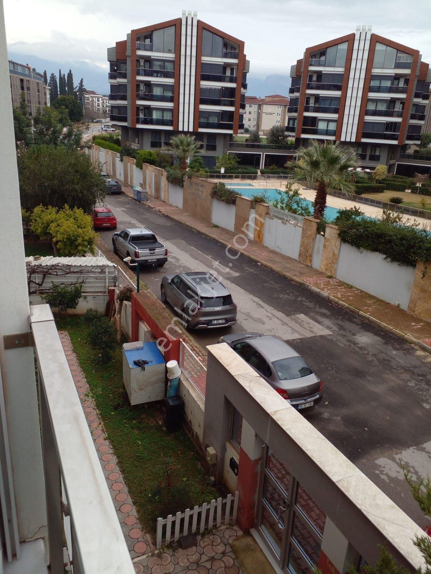 Uncalı 'da Yüzme Havuzlu , D.gazlı , Ebeveyn Banyolu Katta 2+1 - Görsel 20