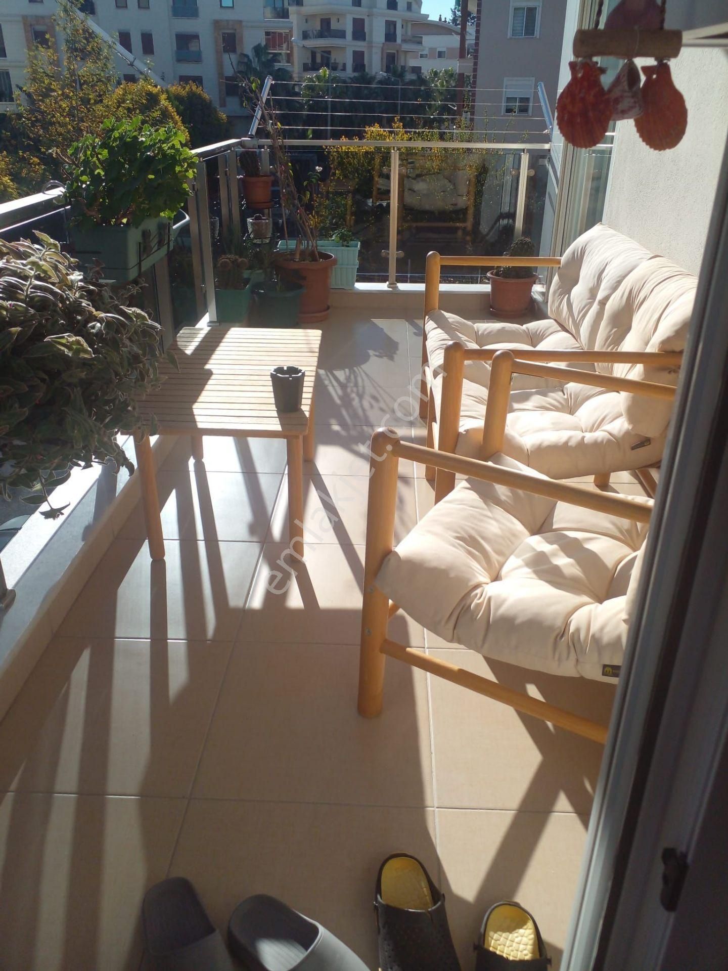 Uncalı 'da Yüzme Havuzlu , D.gazlı , Ebeveyn Banyolu Katta 2+1 - Görsel 31