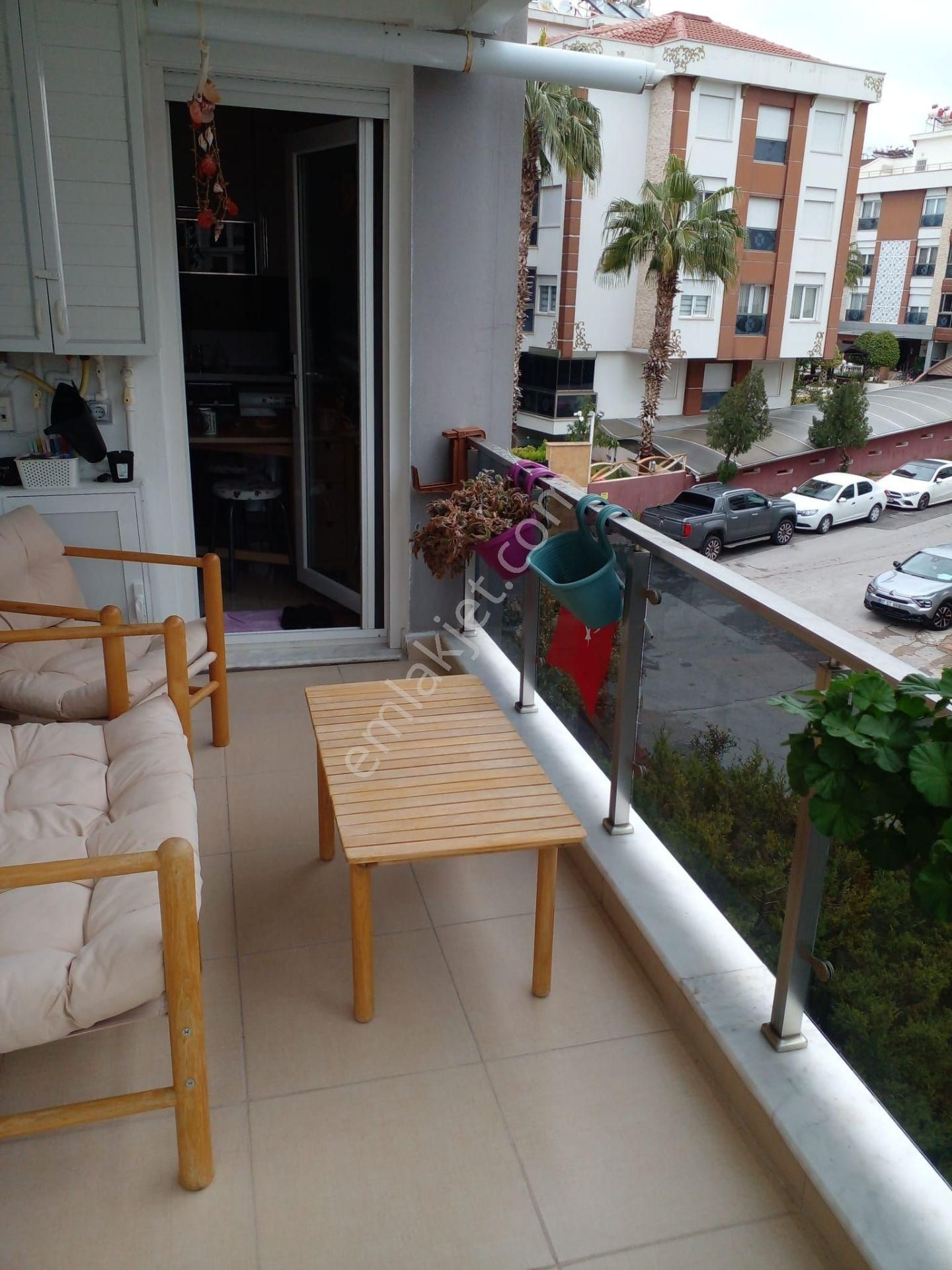 Uncalı 'da Yüzme Havuzlu , D.gazlı , Ebeveyn Banyolu Katta 2+1 - Görsel 32