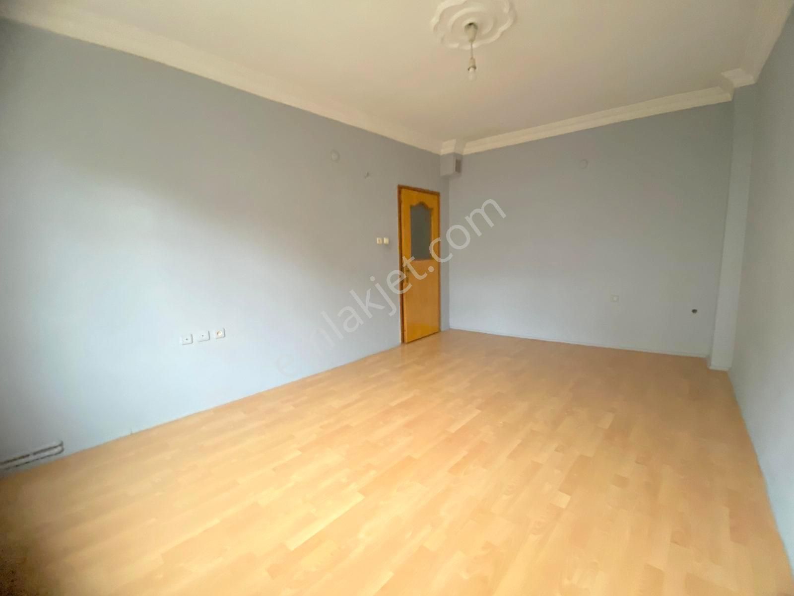 Mertcan'dan Kavakpınar Mah.caddeye 1dk 2 Balkonlu 2+1 Daire - Görsel 13