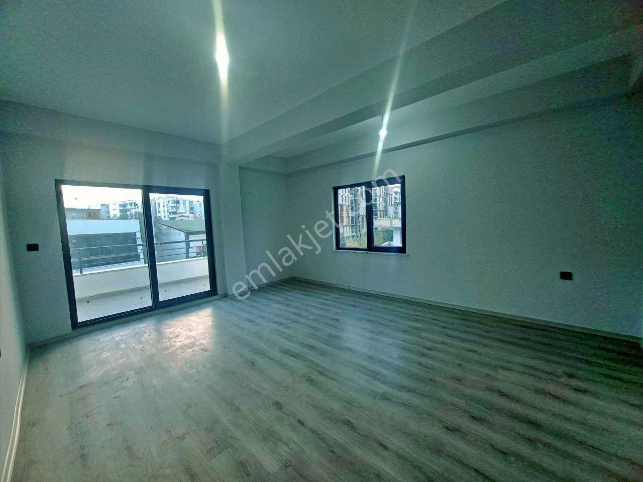 Uytundan Edremit Kadıköyde Doğalgazlı Kapalı Otoparklı 2+1 Daire