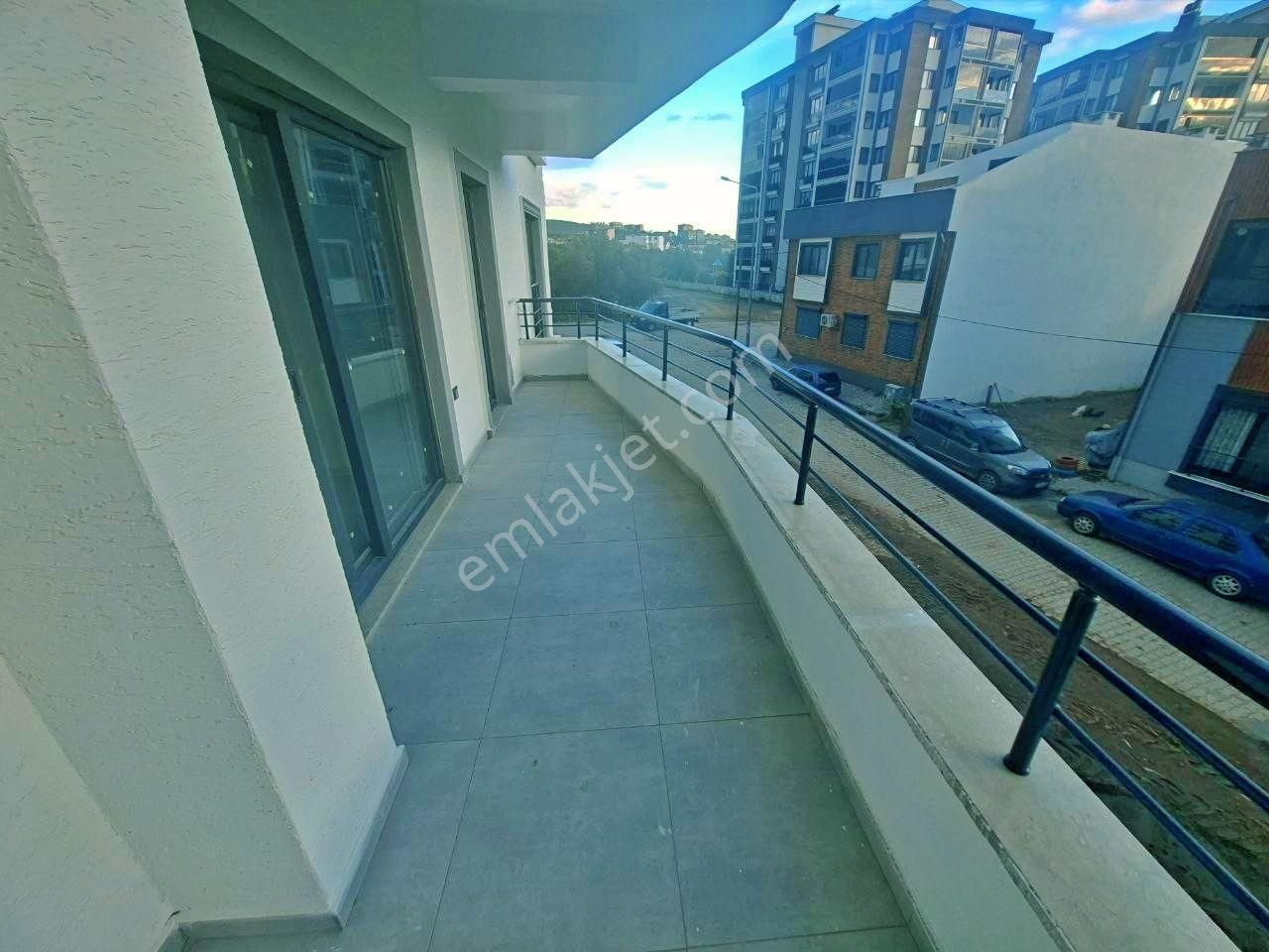 Uytundan Edremit Kadıköyde Doğalgazlı Kapalı Otoparklı 2+1 Daire - Görsel 19