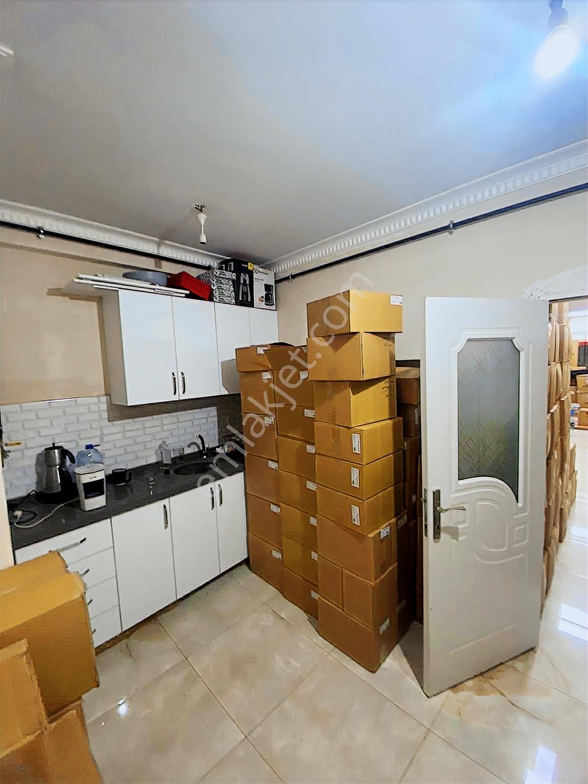 Halkalı Merkez Mah. Yeni Tertemiz Dükkan - Görsel 6