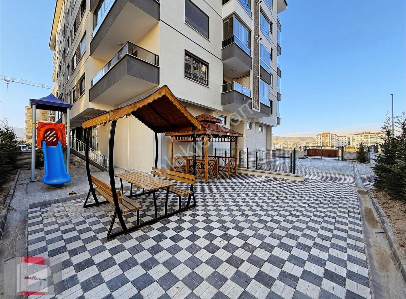 Parsana Mahalle Yeni Stadyum Yakını Geniş 3+1 Daire - Görsel 28