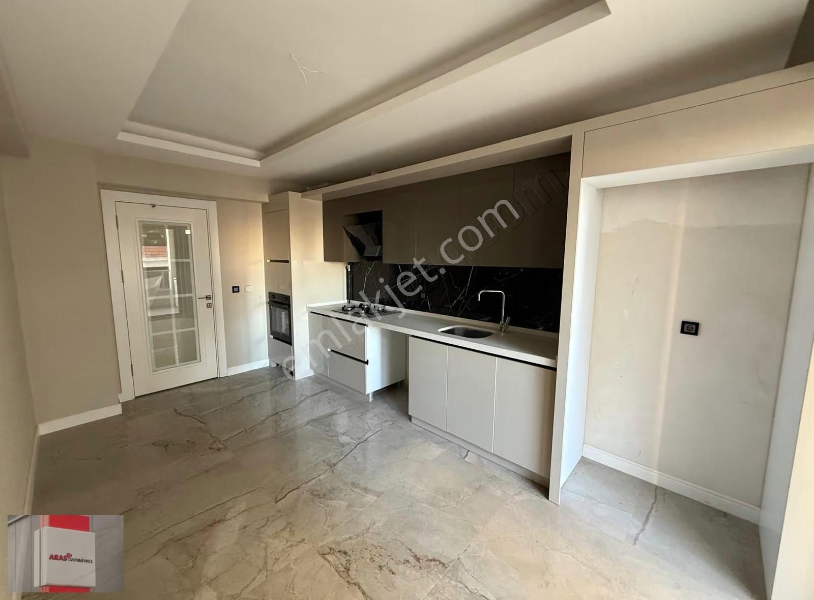 Parsana Mahalle Yeni Stadyum Yakını Geniş 3+1 Daire - Görsel 3