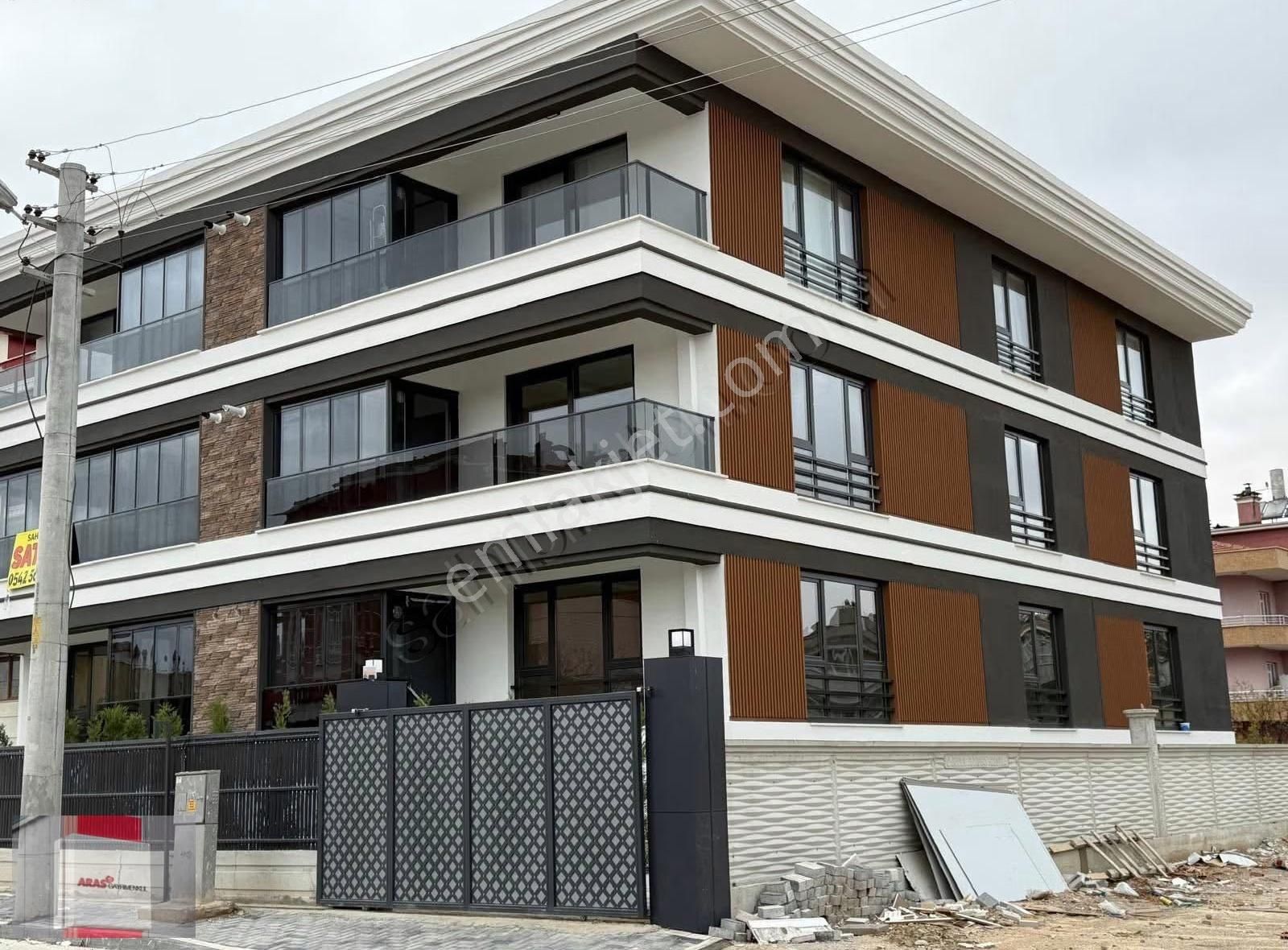 Buhara Mahalle Yeni Stadyum Yanı Ultra Lüx 3+1 Bahçeli Zemin Kat - Görsel 20