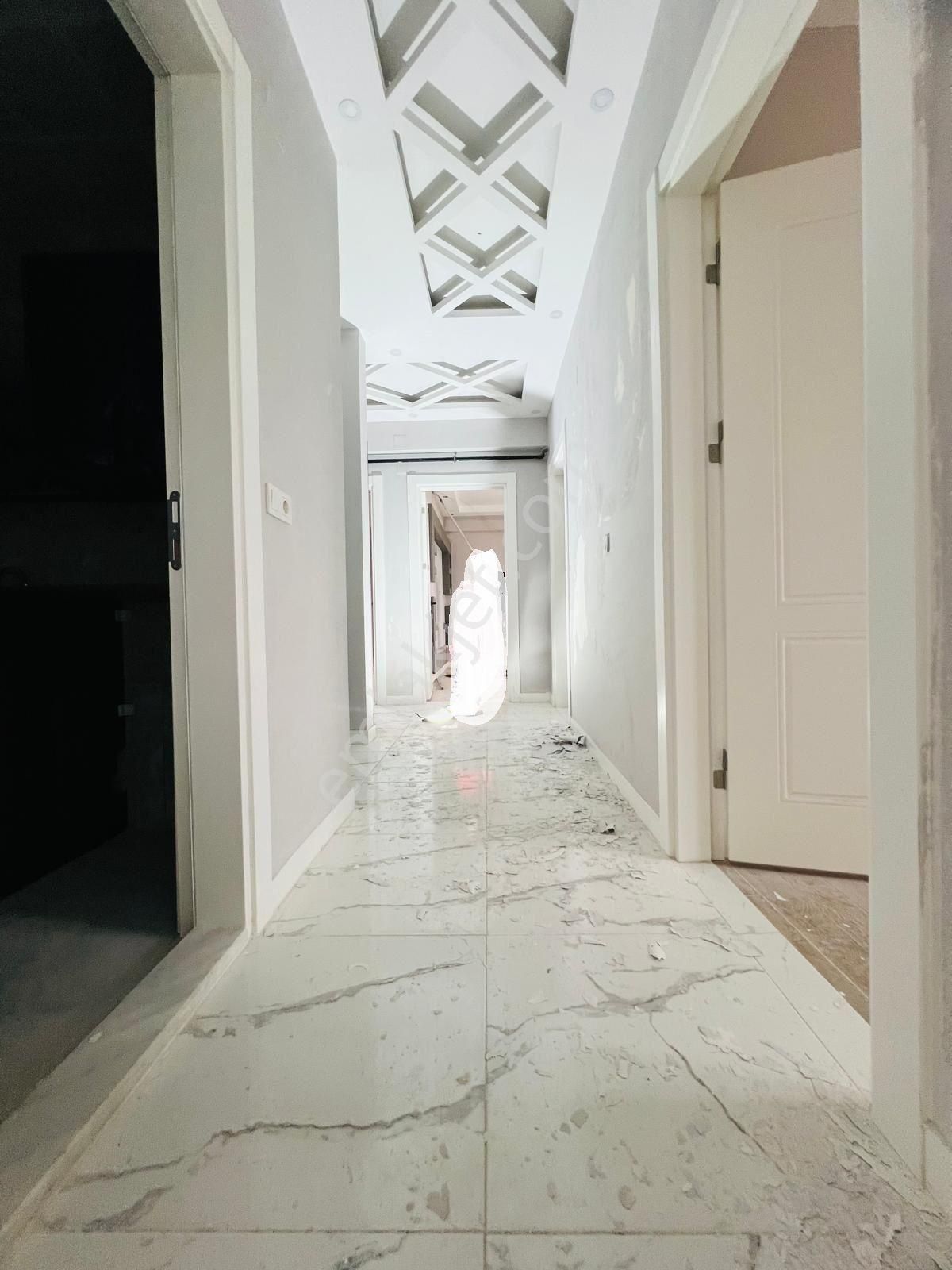 Göçmen Gayrimenkul'den Dallıca Mah.3+1 Sıfır Satılık Daire - Görsel 8