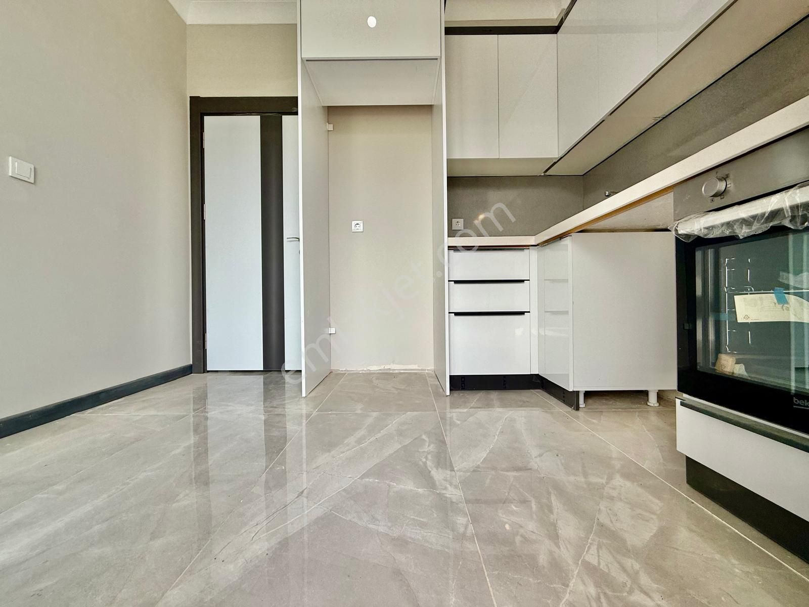 ꧁ay Emlaktan꧂küçükkuyu'da Yaşam Tarzınızı Değiştirecek Müstakil Tadında Satılık 2+1 Lüx Daire - Görsel 8