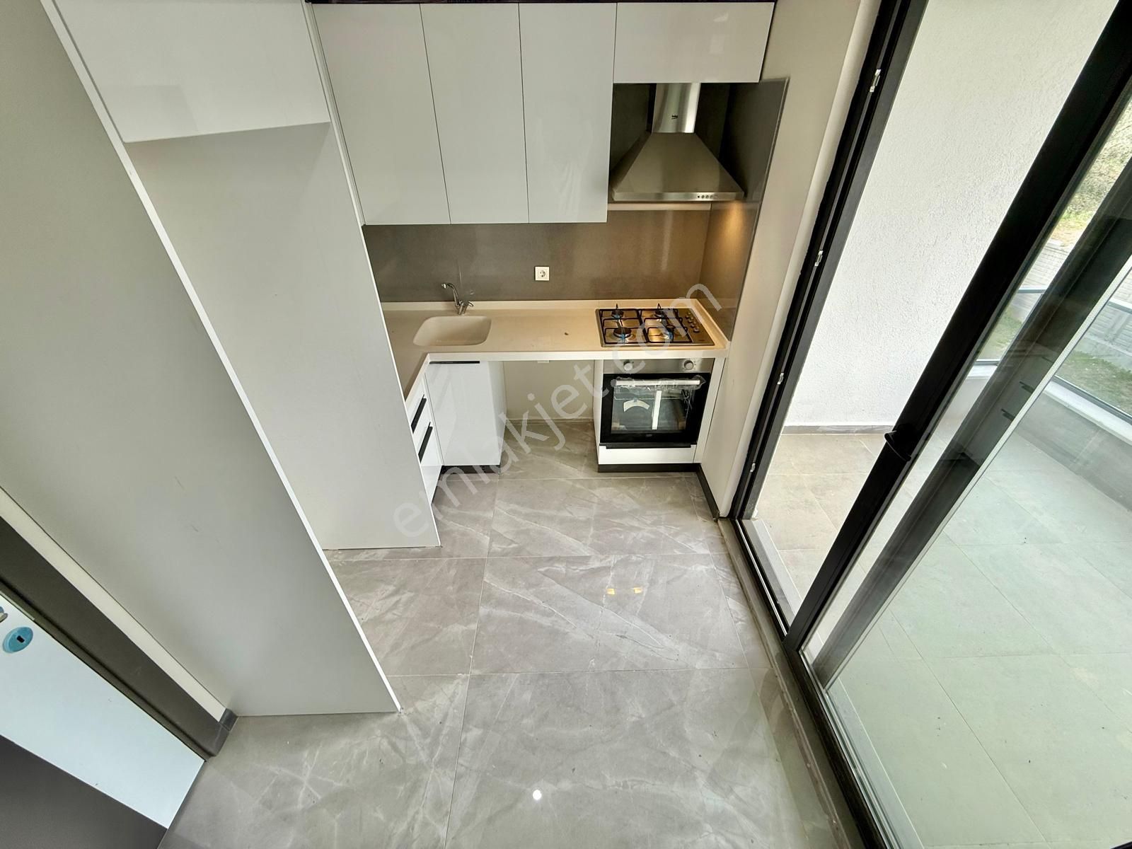 ꧁ay Emlaktan꧂küçükkuyu'da Yaşam Tarzınızı Değiştirecek Müstakil Tadında Satılık 2+1 Lüx Daire - Görsel 7