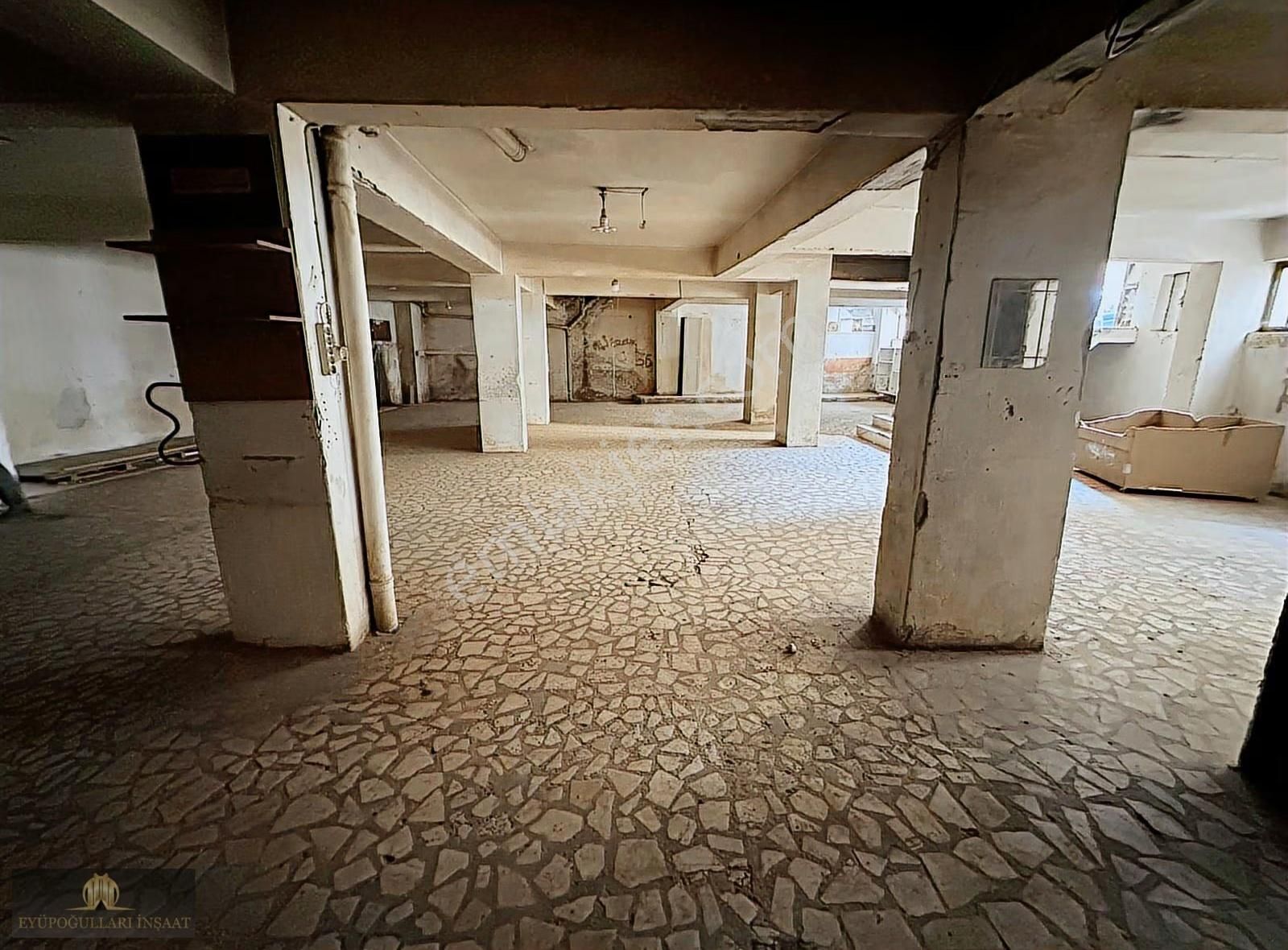 B.paşa Altıntepsi Mah. 280 M2 Tek Kiralık Dükkan - Görsel 4