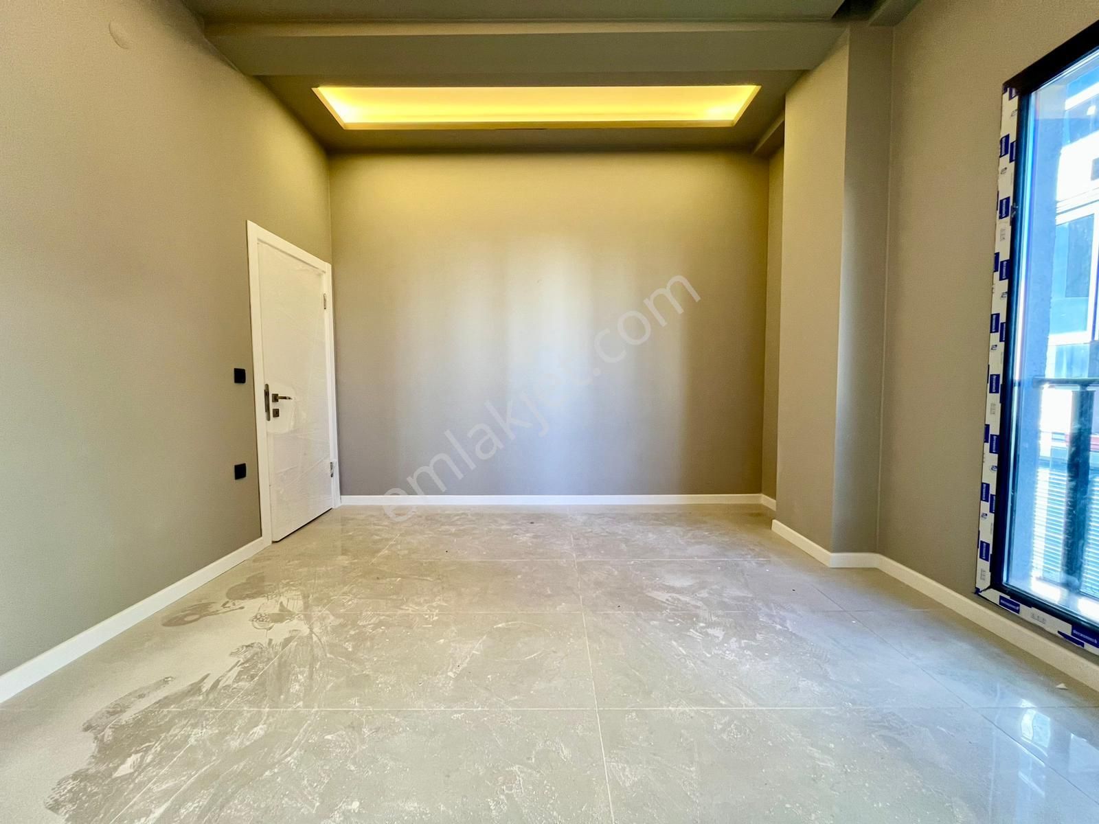 ꧁ay Emlaktan꧂akçay'da Müstakil Tadında Kendine Ait Bahçe Kullanımlı Ön Cephe Satılık 2+1 Lüks Daire - Görsel 16