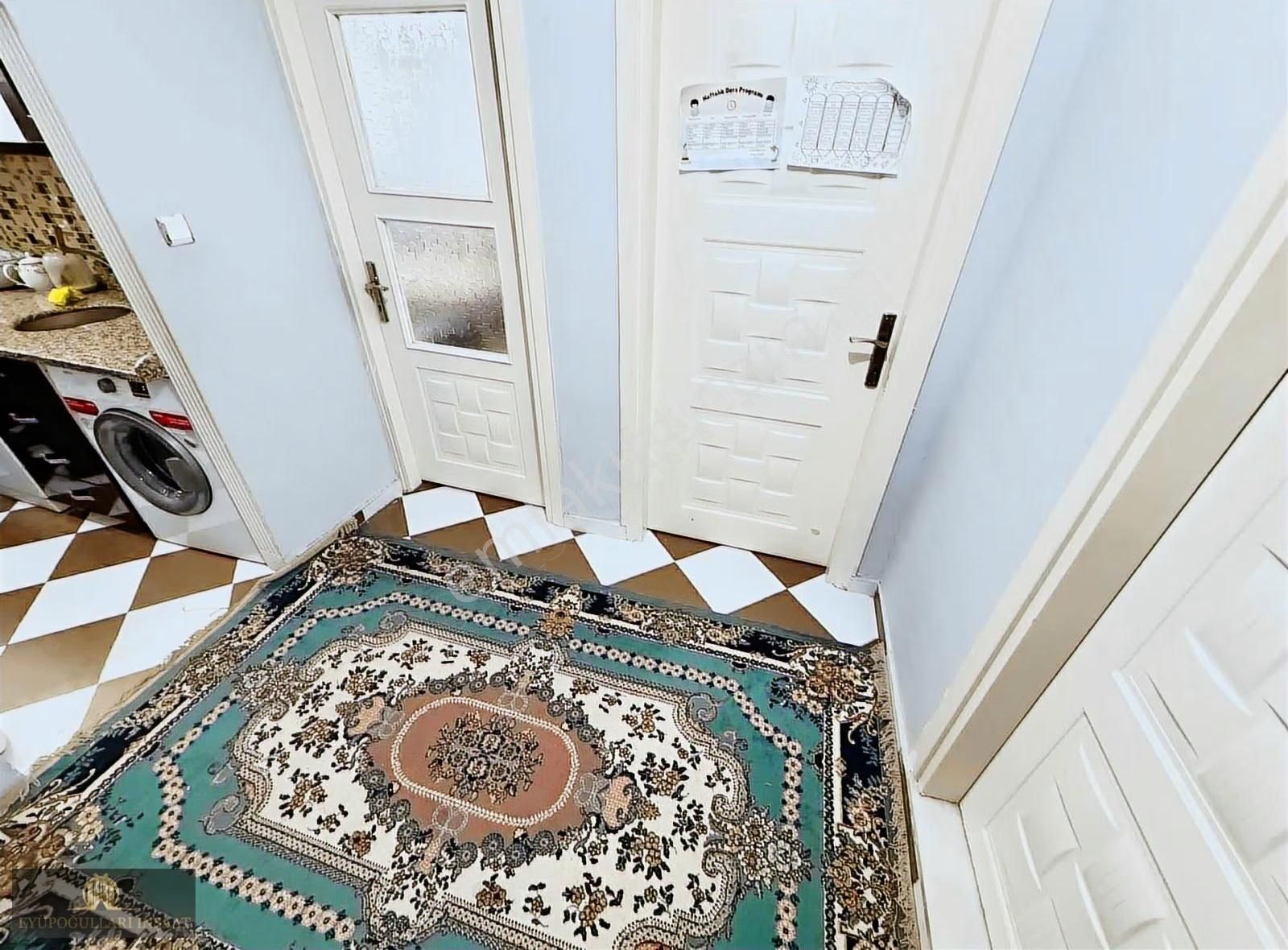 Bayrampaşada Ferah Kullanışlı Satılık Daire - Görsel 13