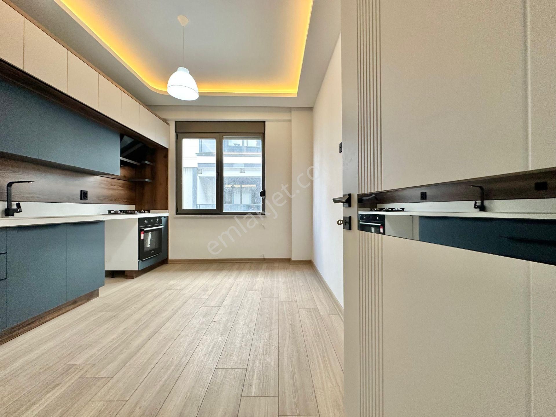 ꧁ay Emlaktan꧂akçay'da Ayrı Mutfak Asansörlü Denize Yakın Satılık 2+1 Dubleks Daire - Görsel 5