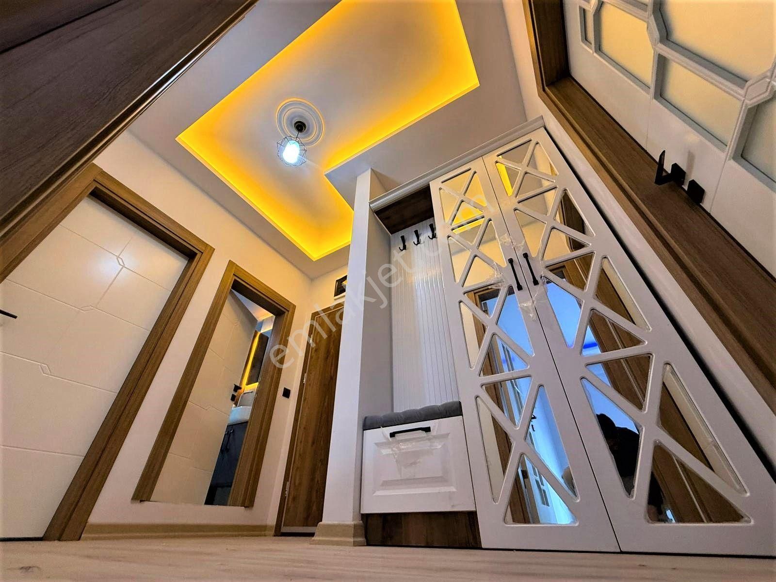 🟠🟠alfa'dan Akçay'da Satılık Ön Cephe Arakat Lüx Tasarımıyla Şık Arakatebeveyn Banyolu 2+1 Daire - Görsel 20