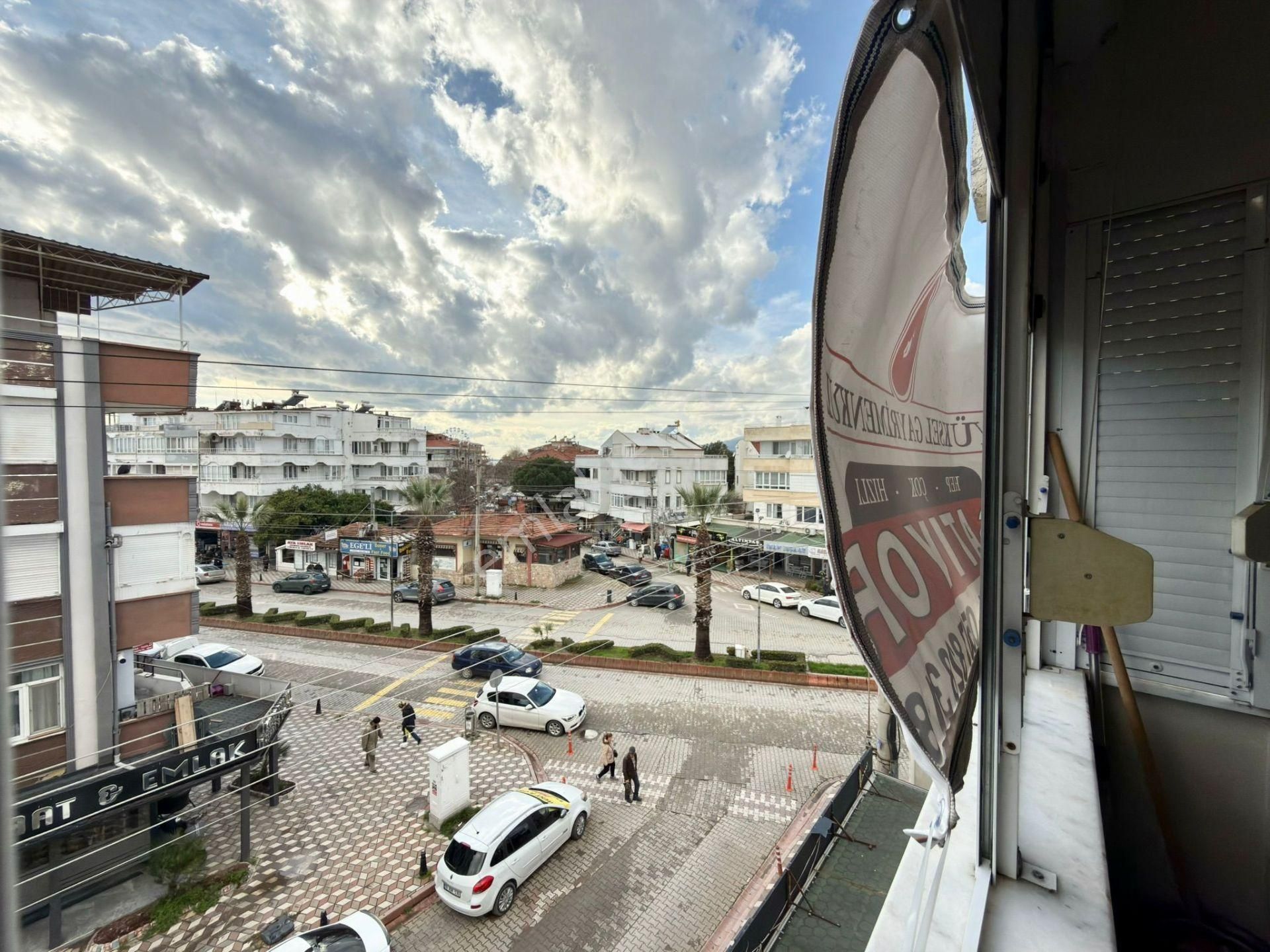 Yükselden Yetkili Denize 150mtr Akçay Çarşıda Eşyalı 2+1ön Cephe - Görsel 13