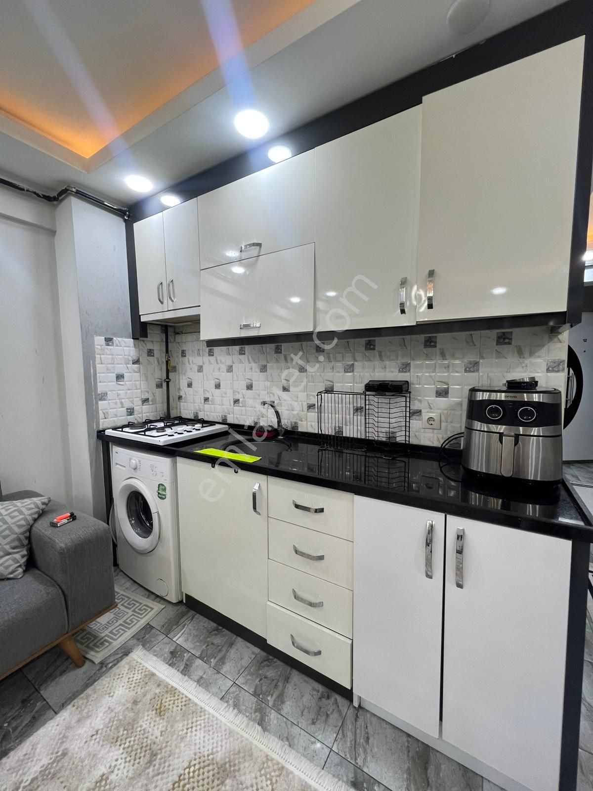 Arakat Balkonlu Sıfır Eşyalı Geniş 2+1 Satılık Apart - Görsel 9