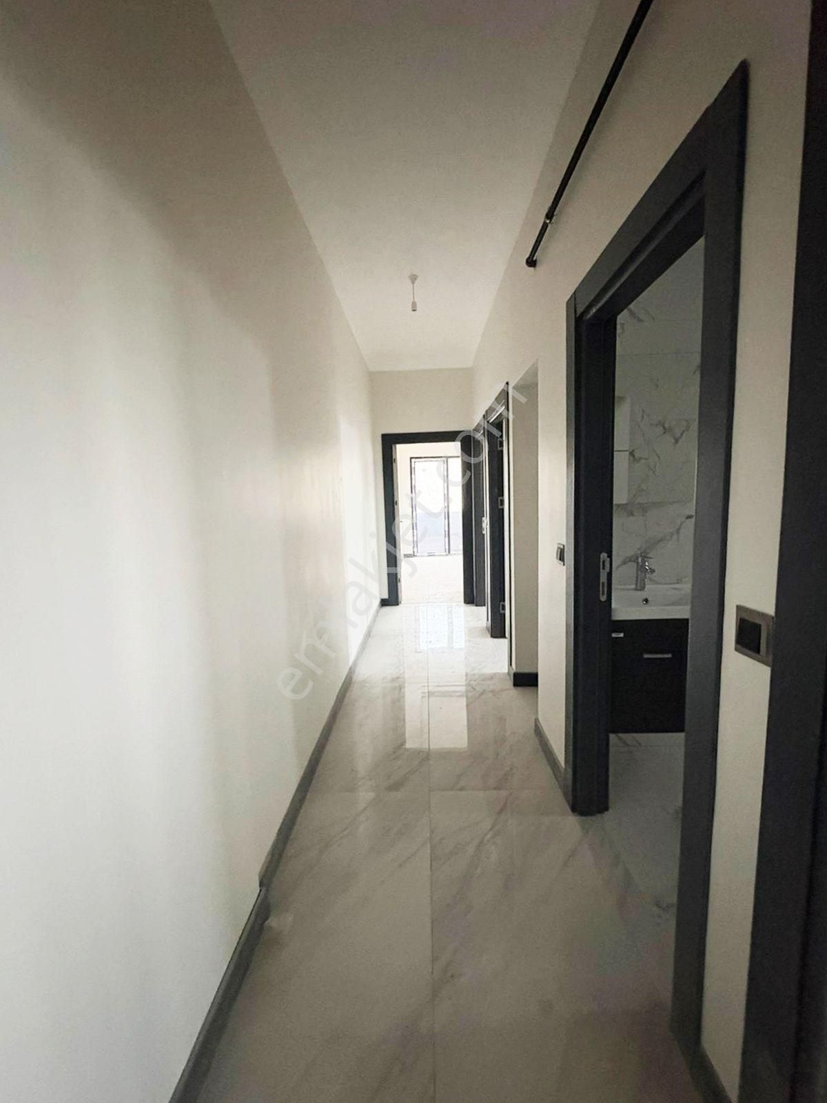 Mertcan'dan Ara Kat Balkonlu 2+1 Sıfır Daire - Görsel 15