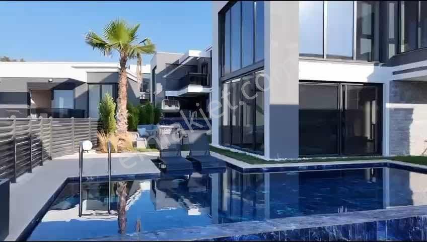 Balo Gayrimenkul'den Kuşadası Deniz Manzaralı Lüks Loft Villa - Görsel 2