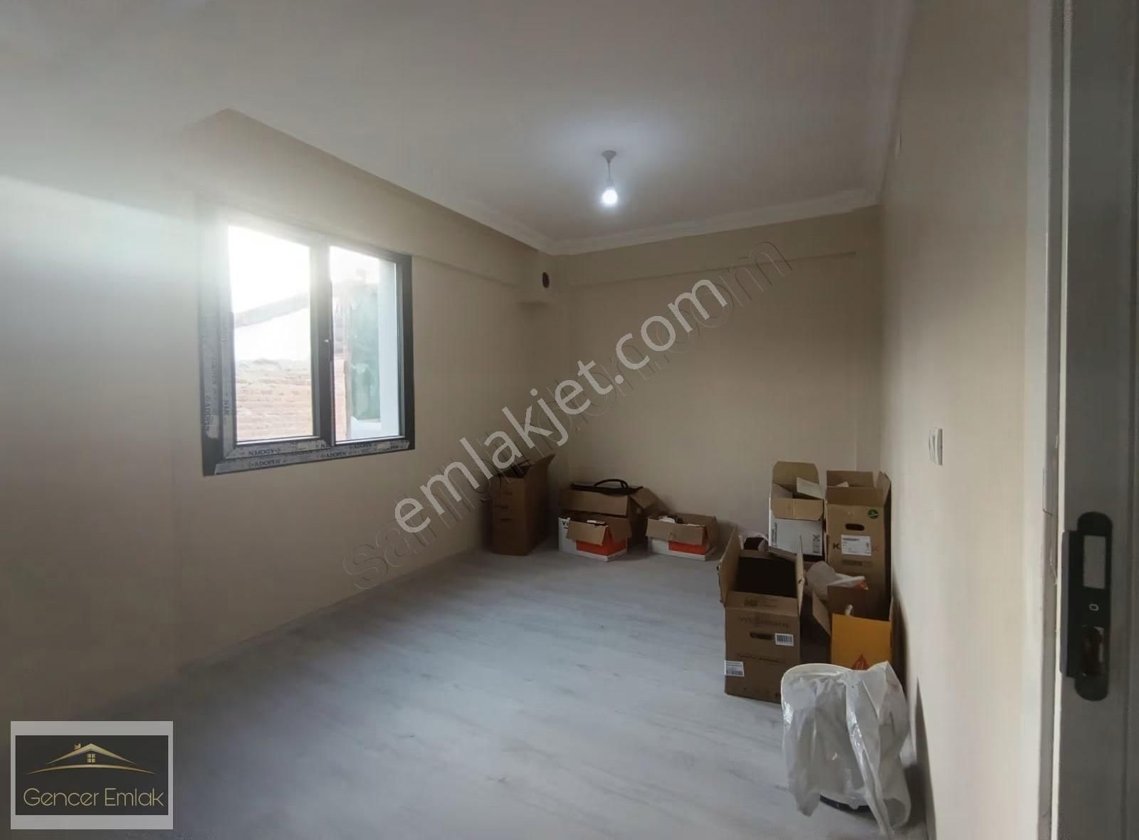 Kurtuluş Ta Özel Otoparklı 2+1 Daire - Görsel 4