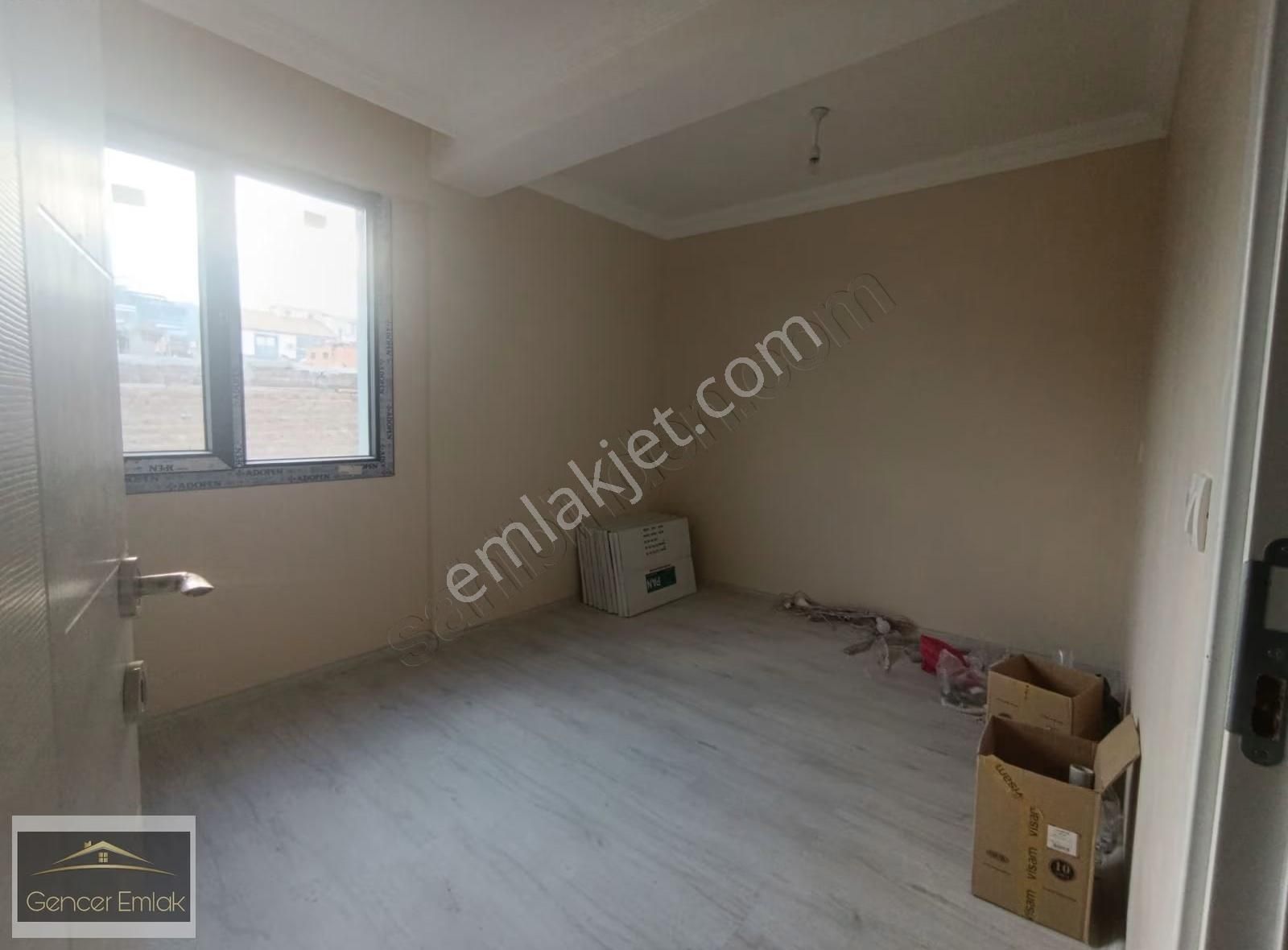 Kurtuluş Ta Özel Otoparklı 2+1 Daire - Görsel 13