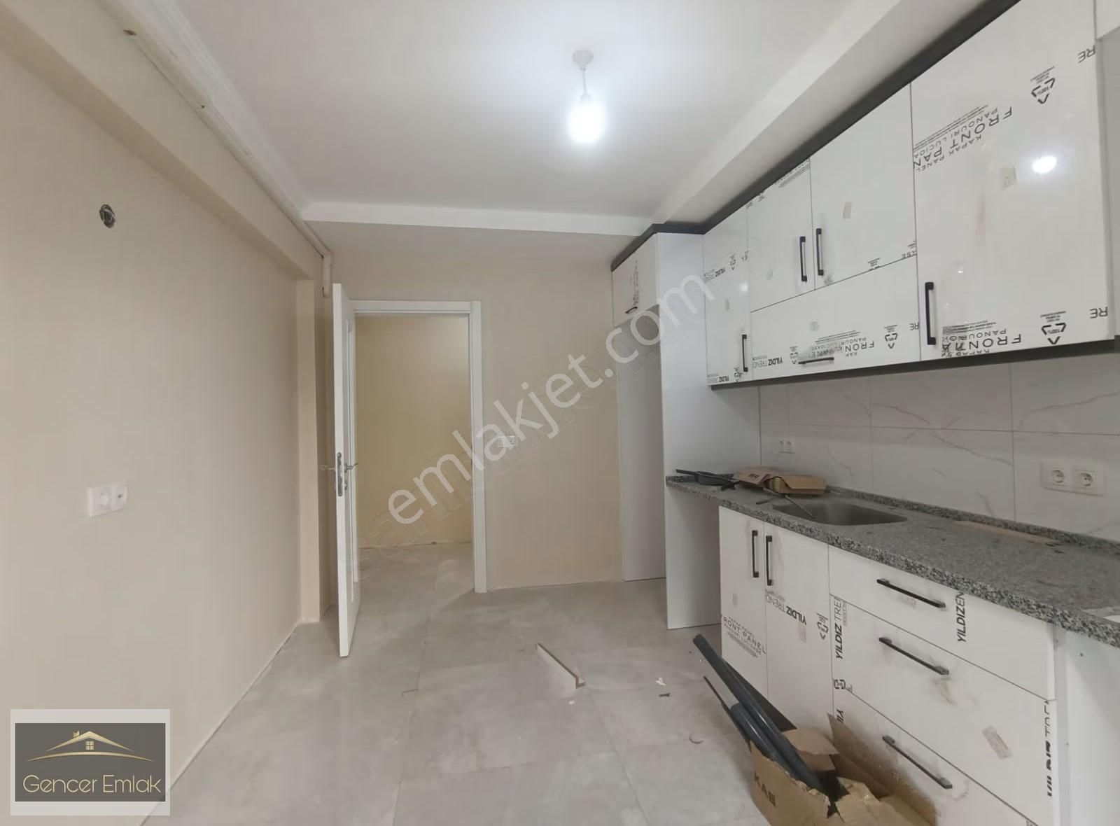 Kurtuluş Ta Özel Otoparklı 2+1 Daire - Görsel 5