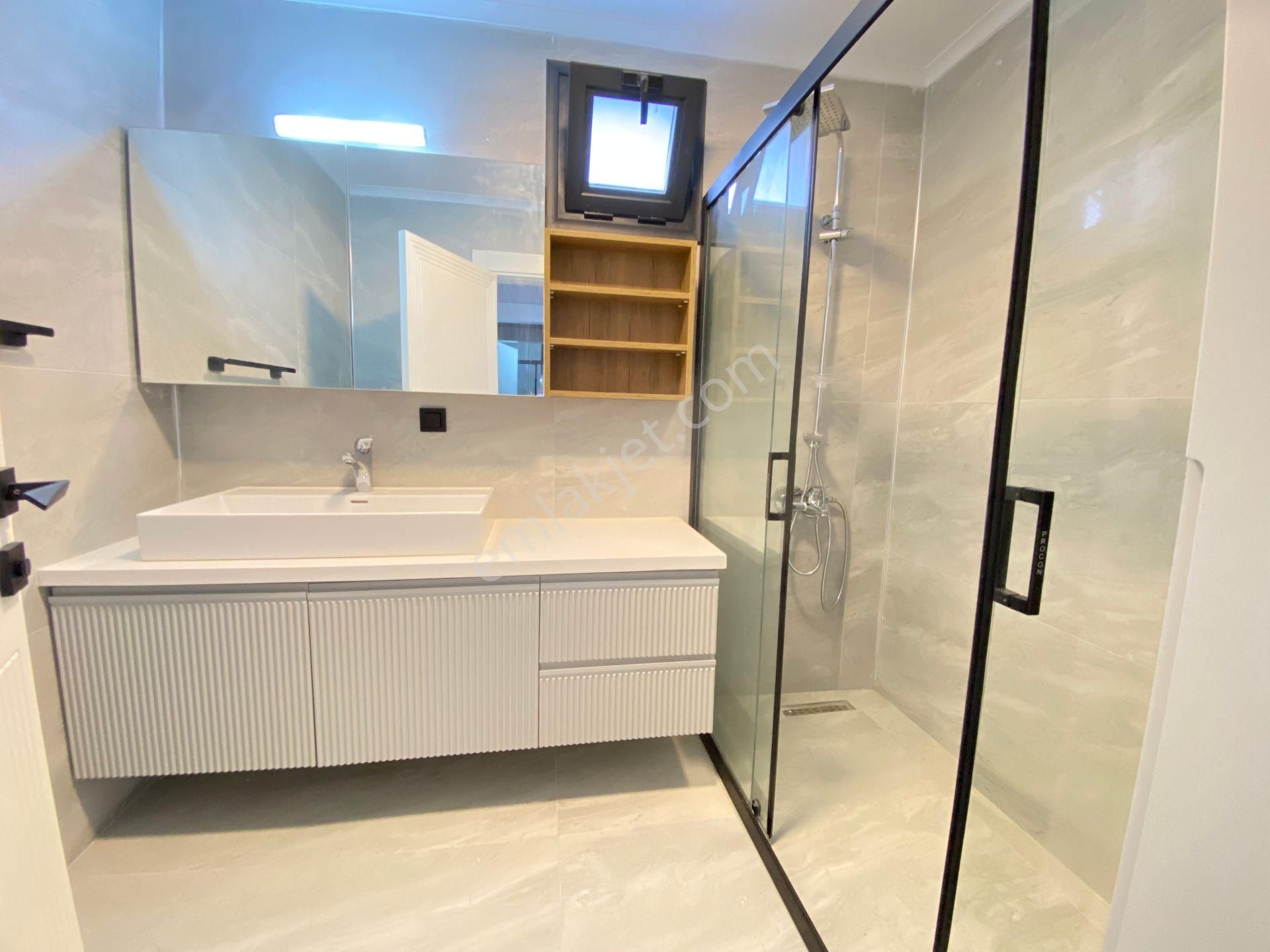 Menderes Gümüldür Deniz Tarafında: Modern Mimari, Tam Müstakil Lüks Satılık 4+1villa! - Görsel 25