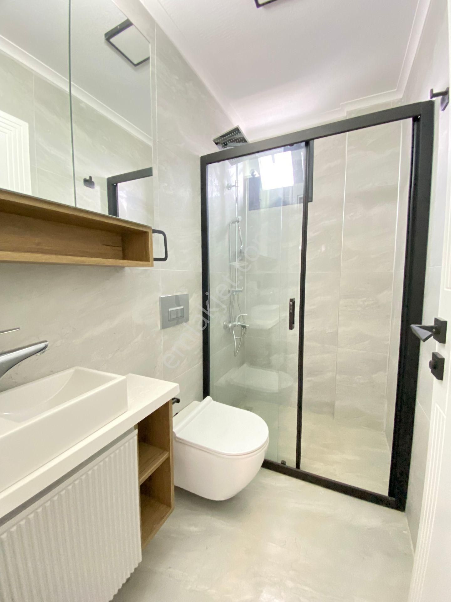 Menderes Gümüldür Deniz Tarafında: Modern Mimari, Tam Müstakil Lüks Satılık 4+1villa! - Görsel 31