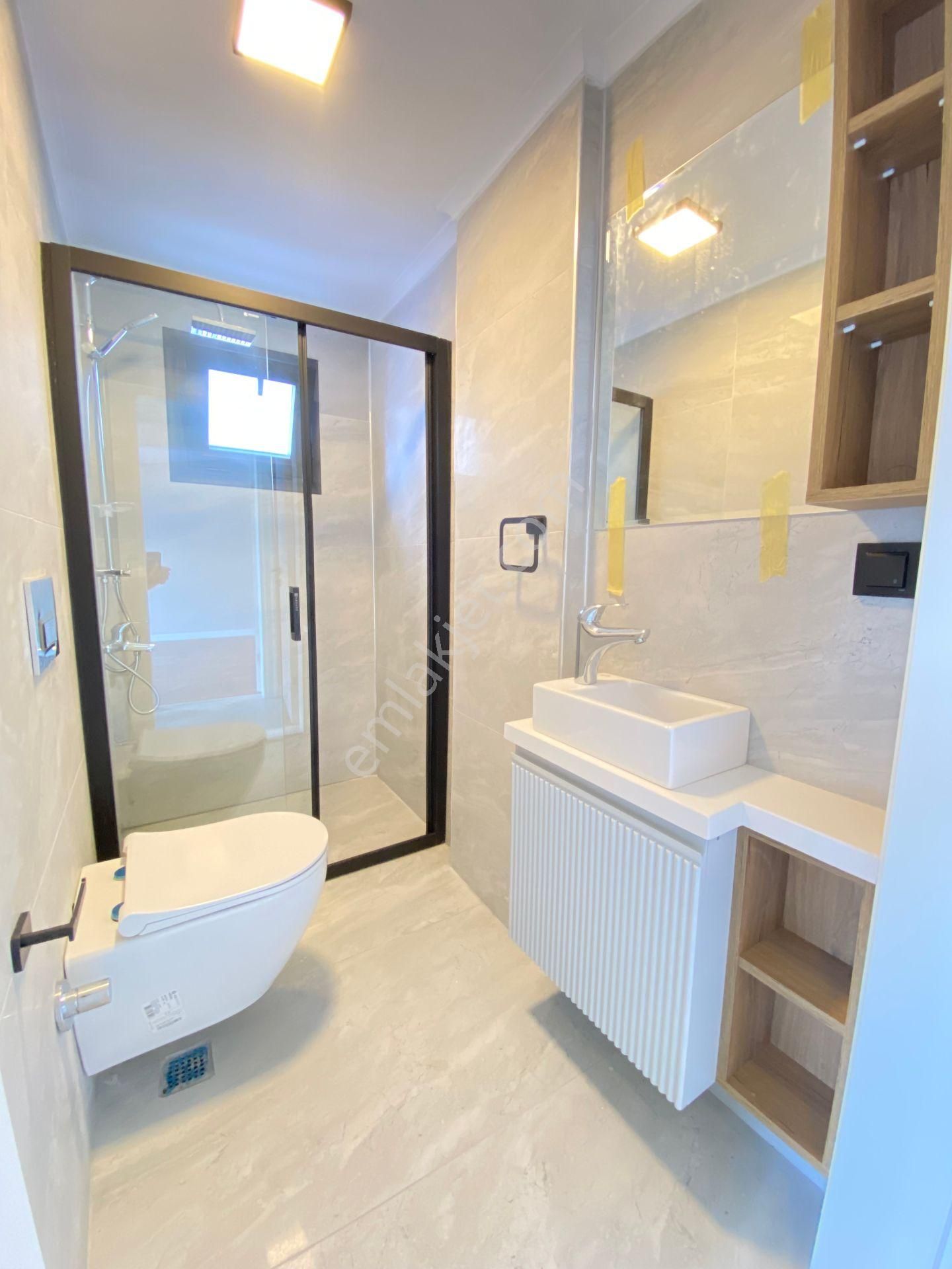 Menderes Gümüldür Deniz Tarafında: Modern Mimari, Tam Müstakil Lüks Satılık 4+1villa! - Görsel 23