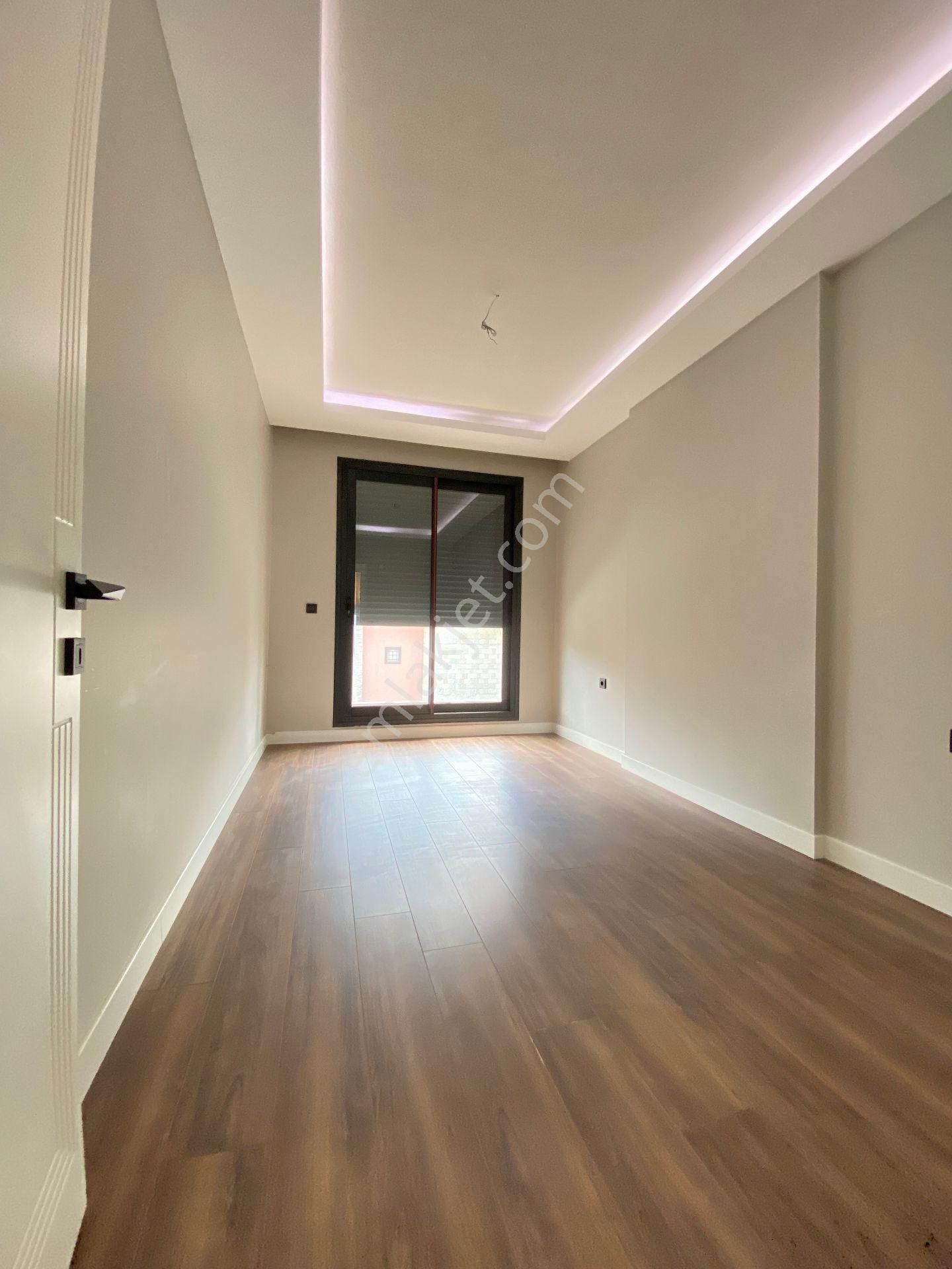 Menderes Gümüldür Deniz Tarafında: Modern Mimari, Tam Müstakil Lüks Satılık 4+1villa! - Görsel 27