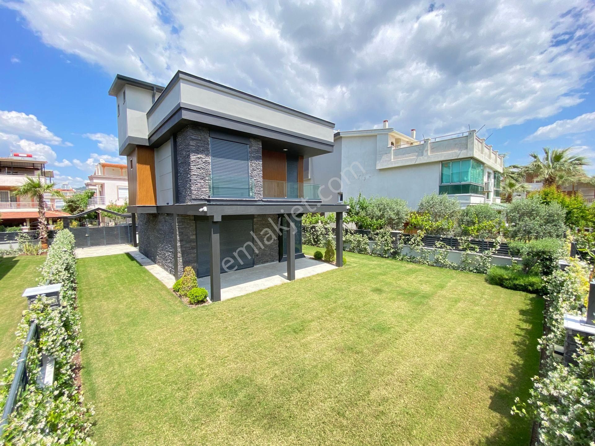 Menderes Gümüldür Deniz Tarafında: Modern Mimari, Tam Müstakil Lüks Satılık 4+1villa! - Görsel 4